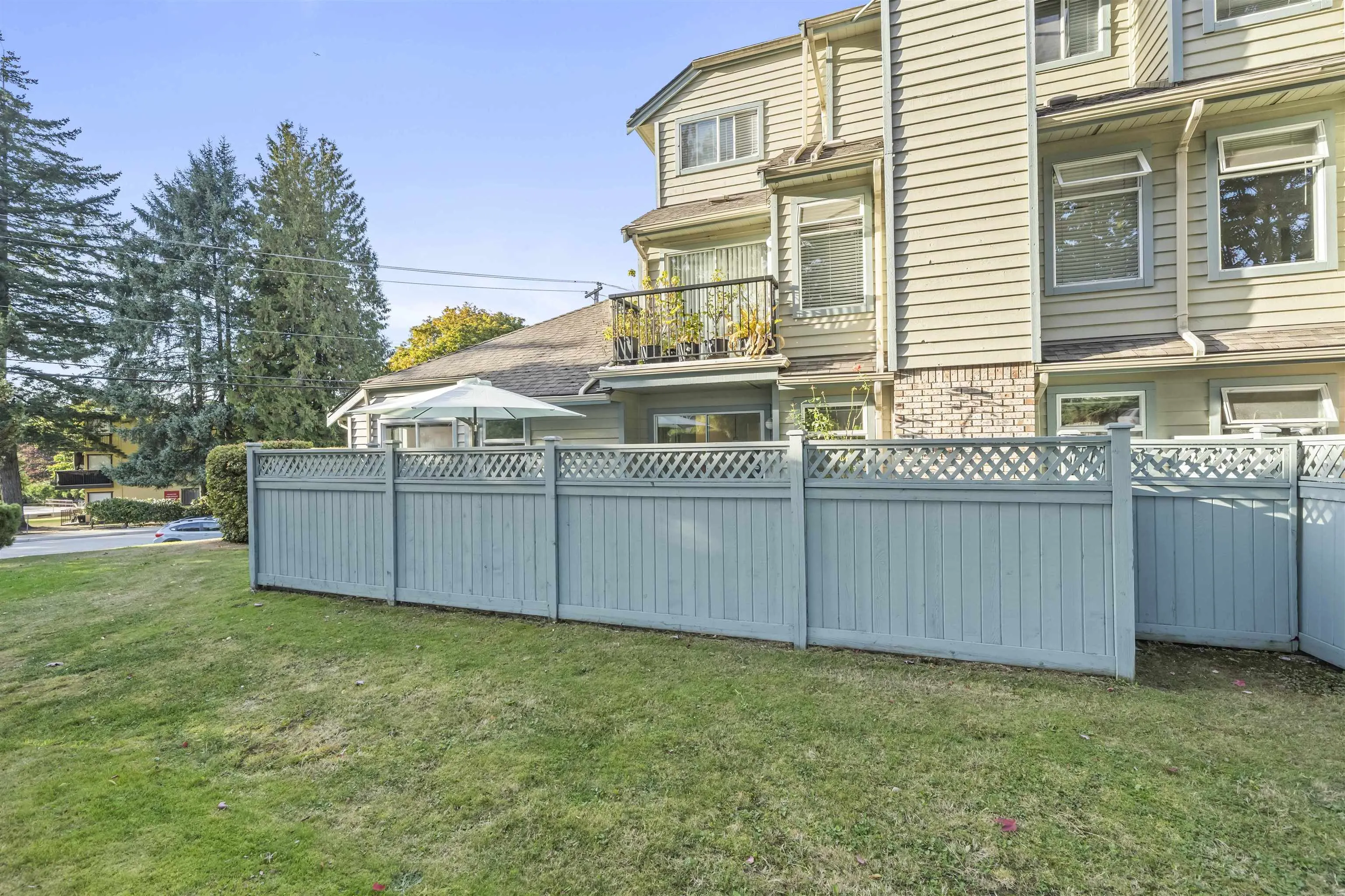7110 Barnet Road #1