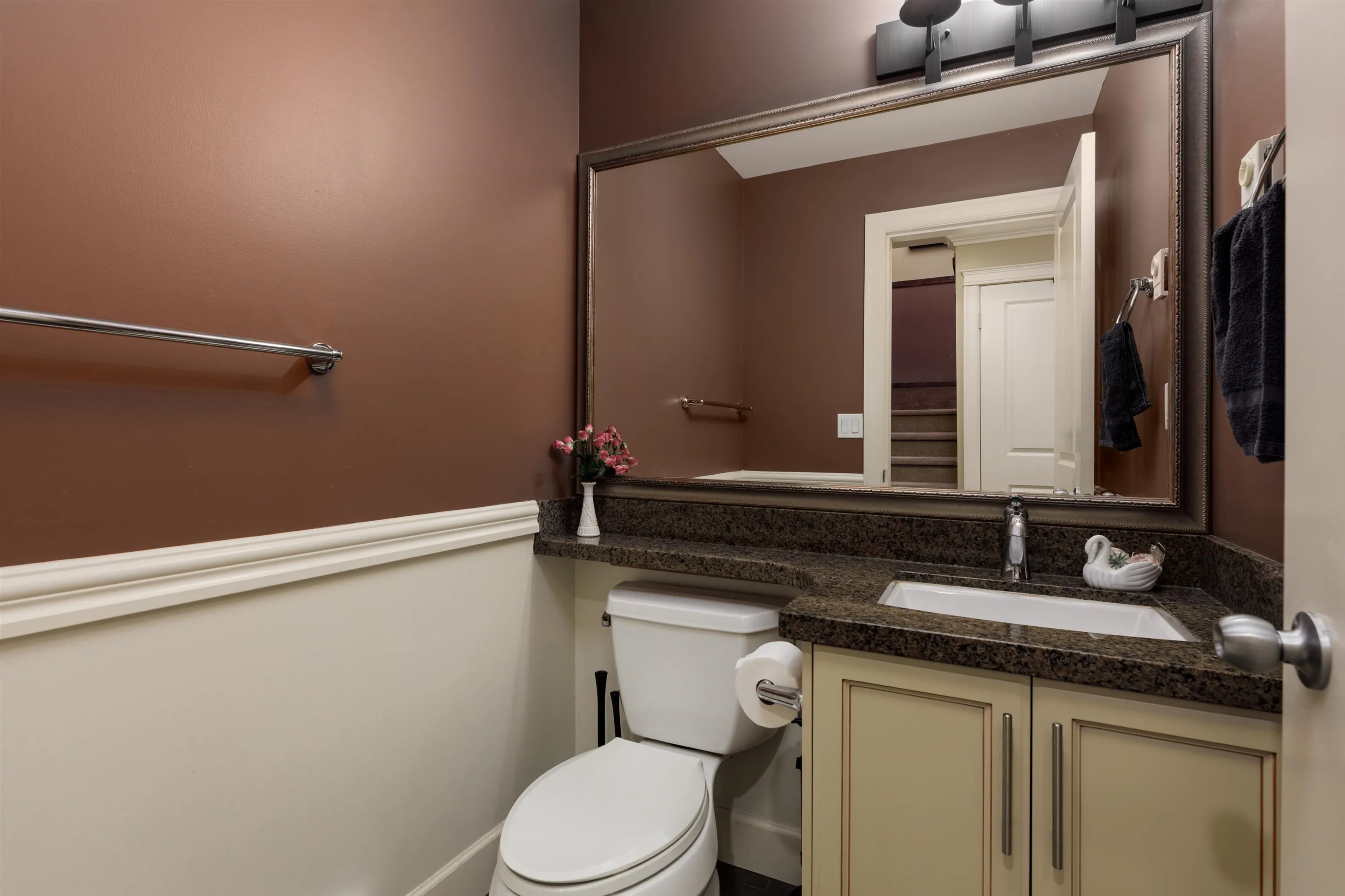 388 Ellesmere Avenue #1