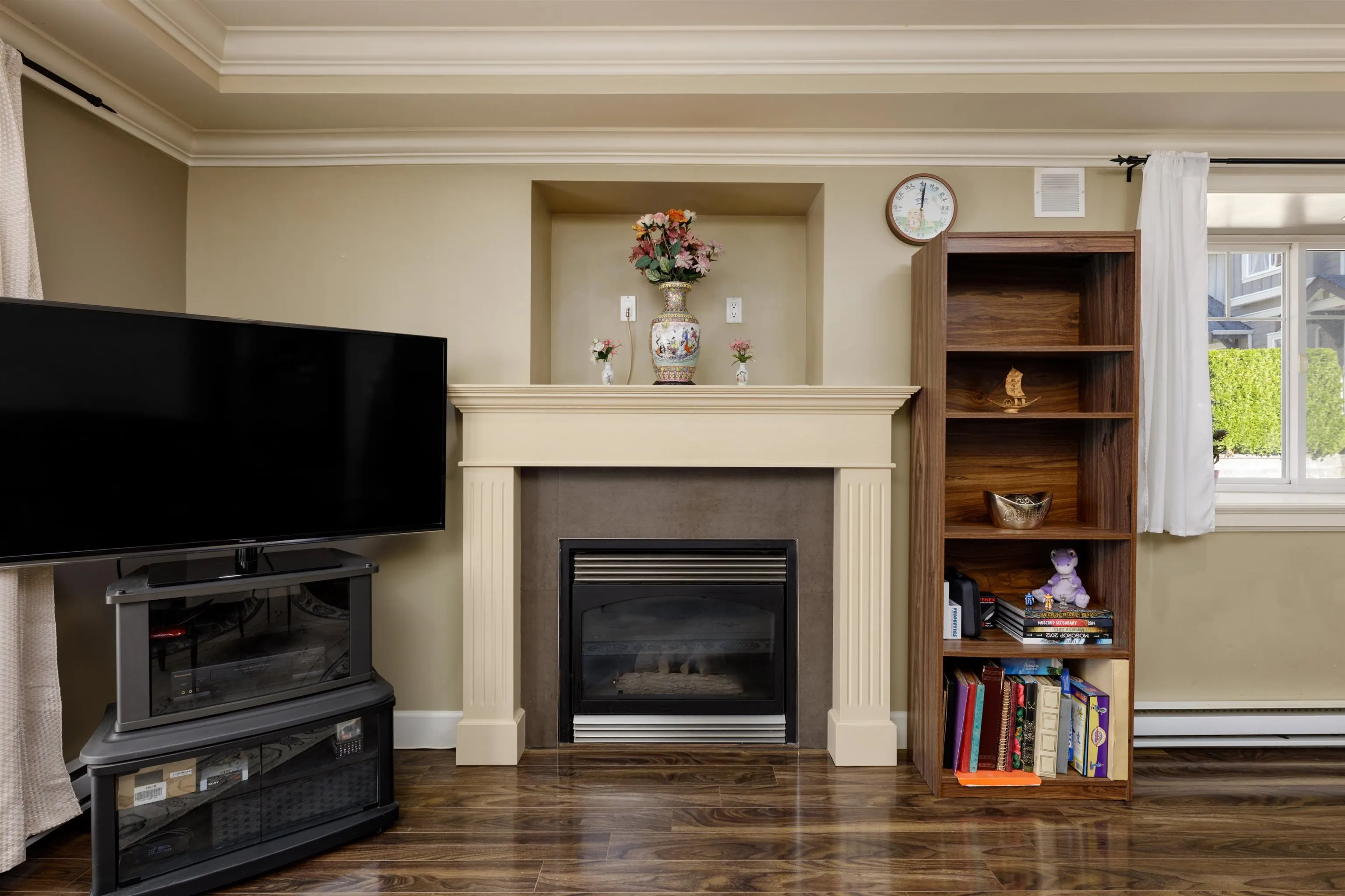 388 Ellesmere Avenue #1