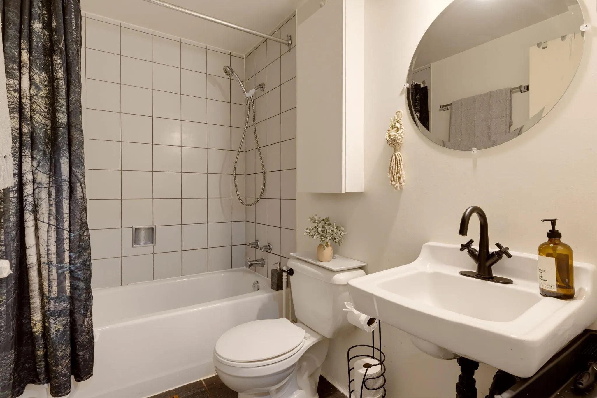 272 E 4th Avenue #106