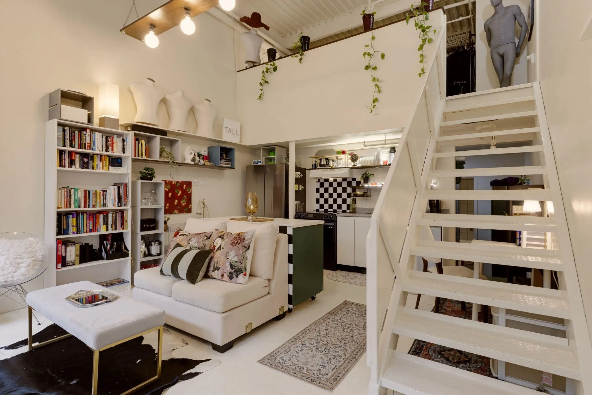 272 E 4th Avenue #106