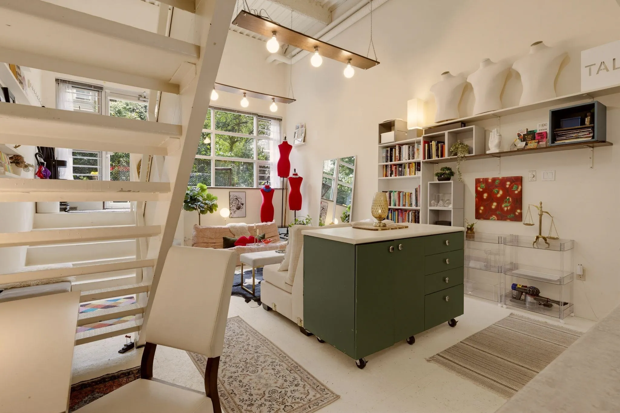 272 E 4th Avenue #106