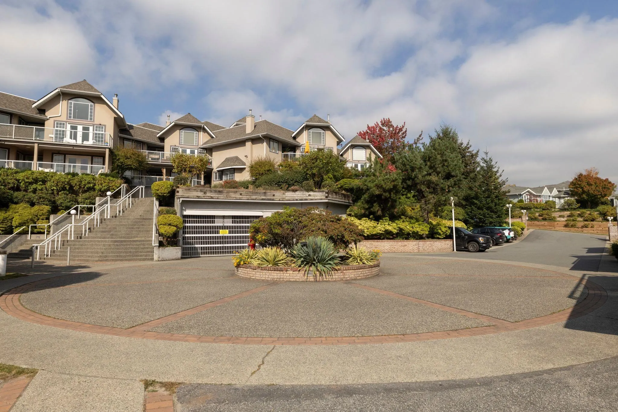 25 Richmond Street #105