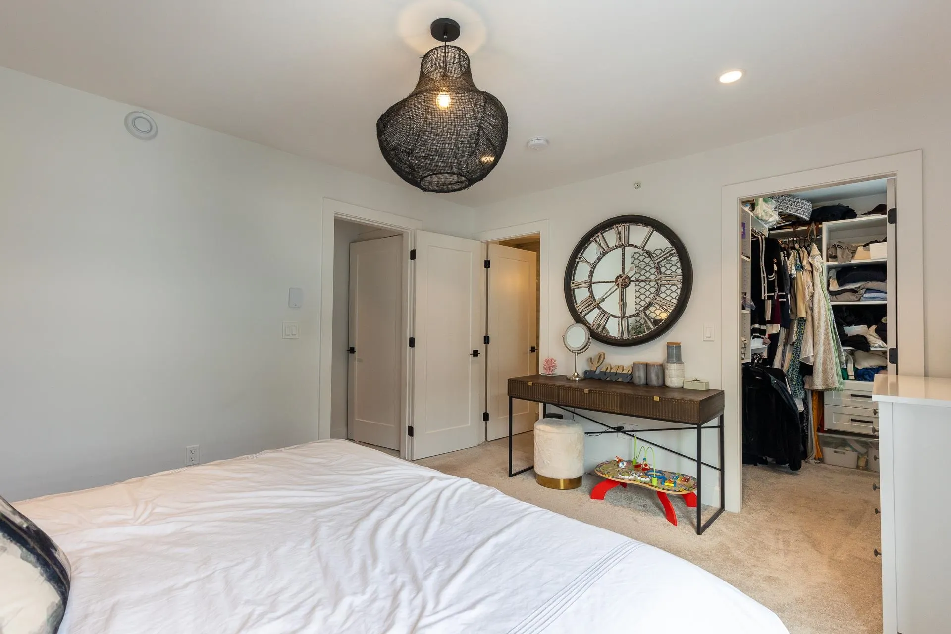5476 Brydon Crescent #9