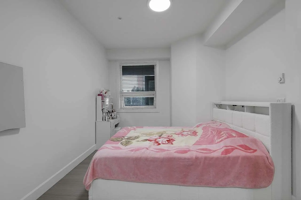 13897 Fraser Highway #204