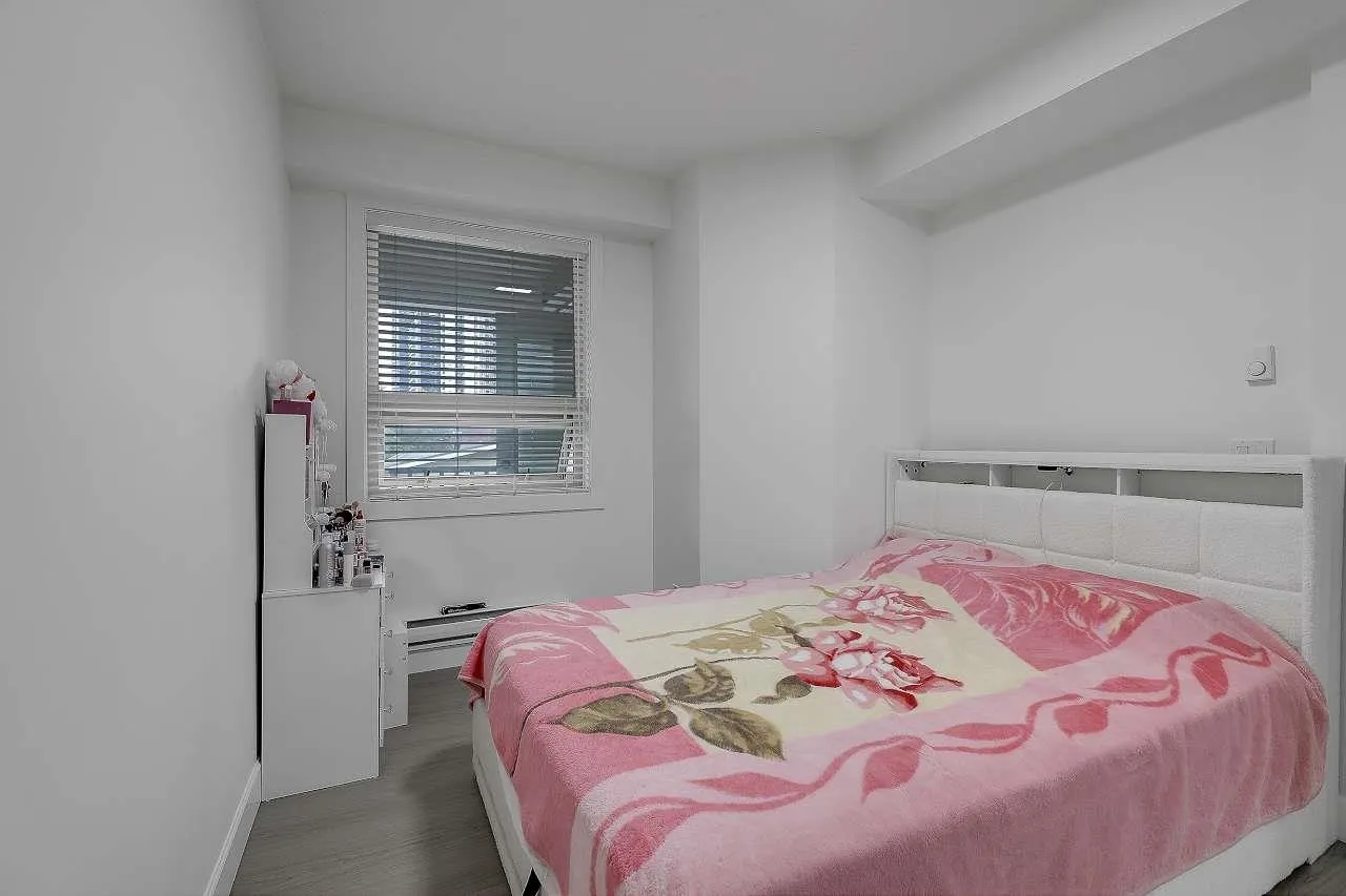 13897 Fraser Highway #204