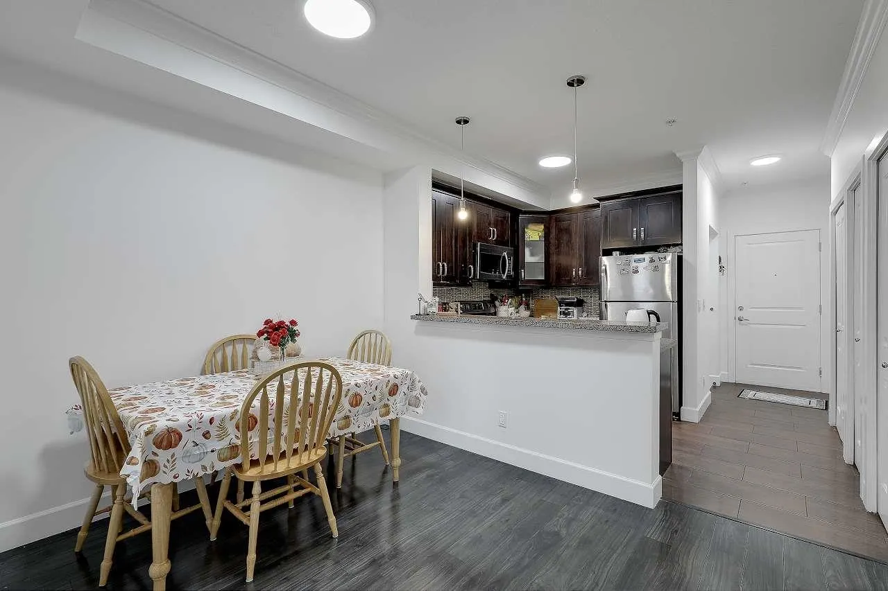13897 Fraser Highway #204