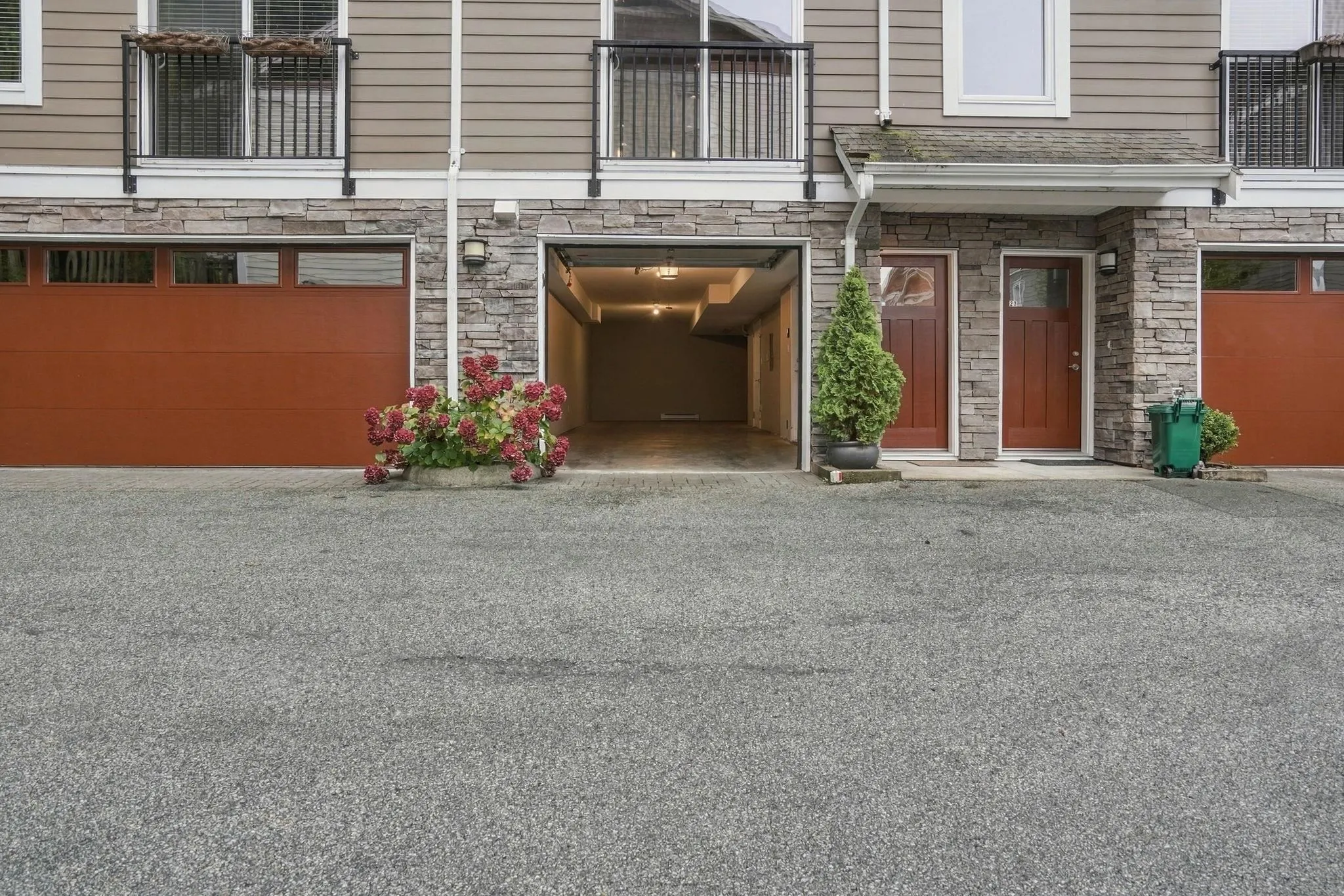 2689 Parkway Drive #26