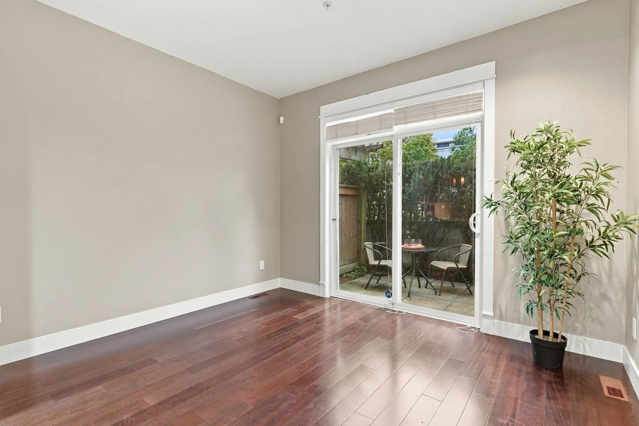 2689 Parkway Drive #26