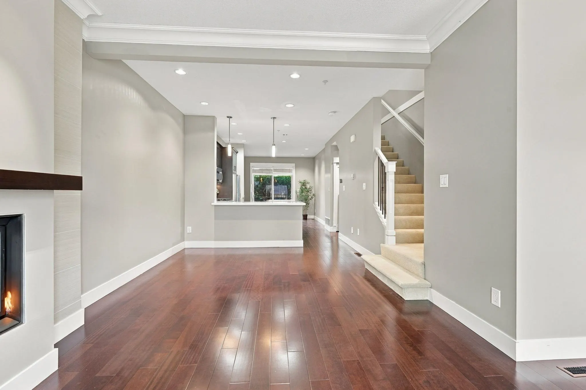 2689 Parkway Drive #26
