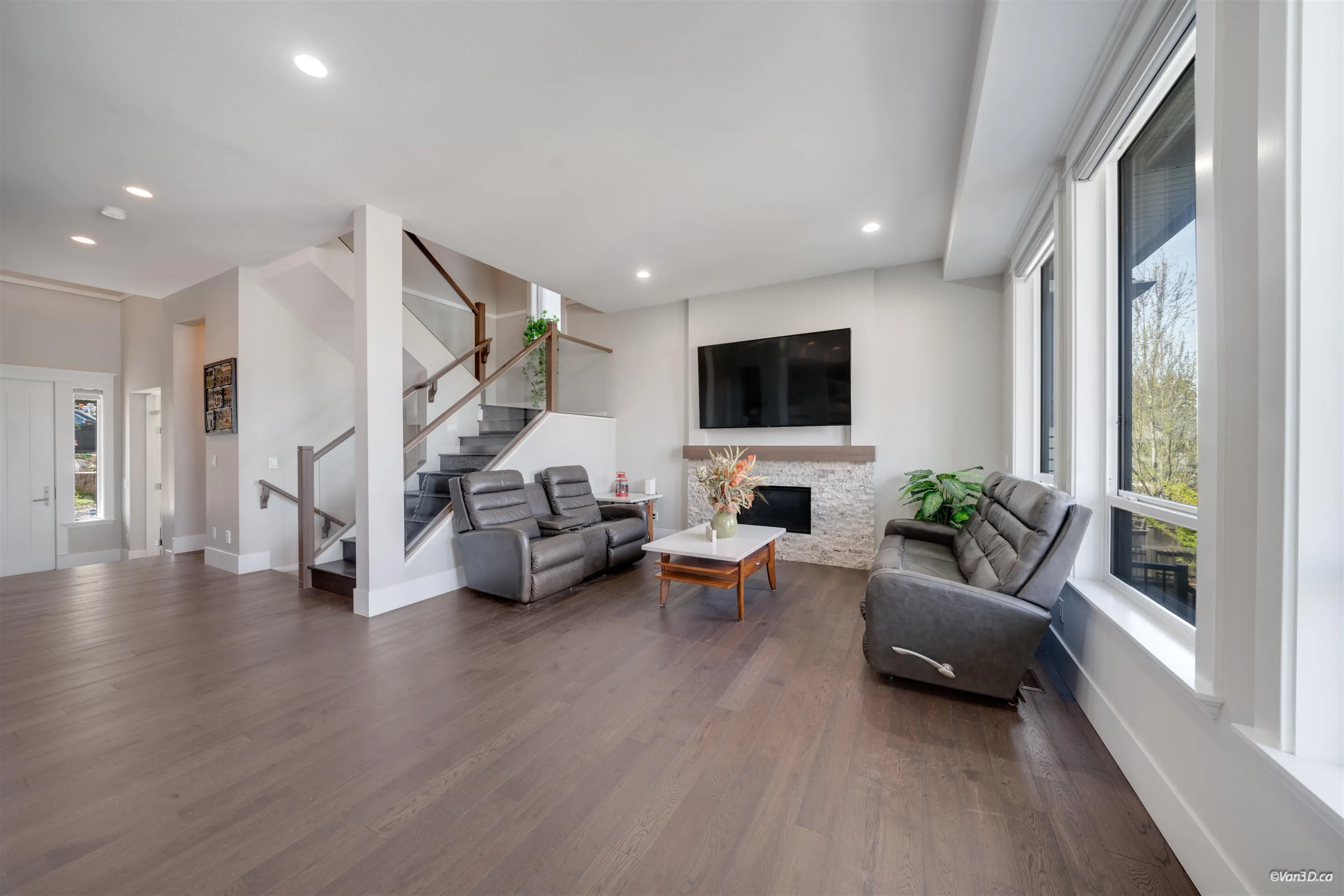 2862 Helc Place