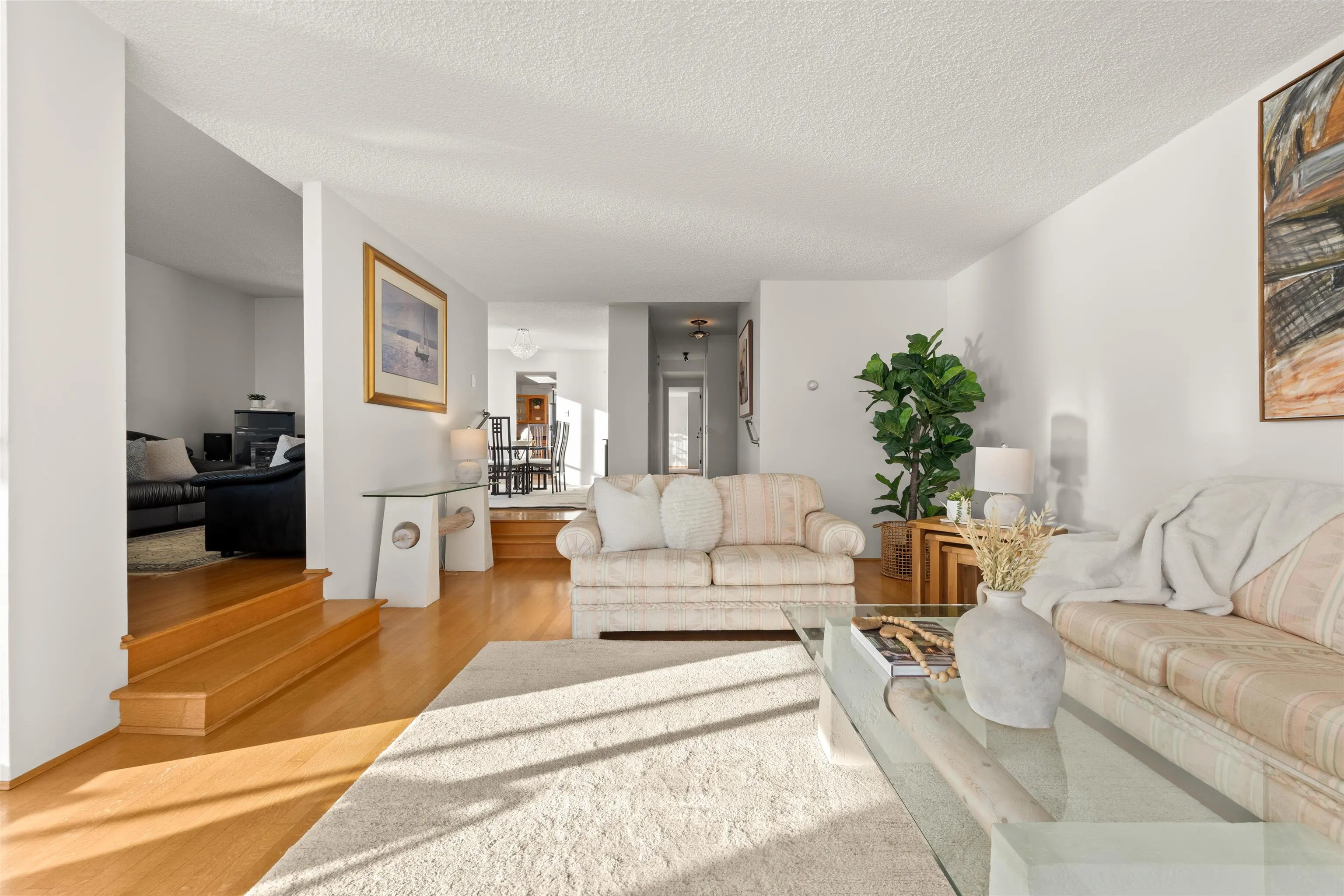 1930 Bellevue Avenue #401