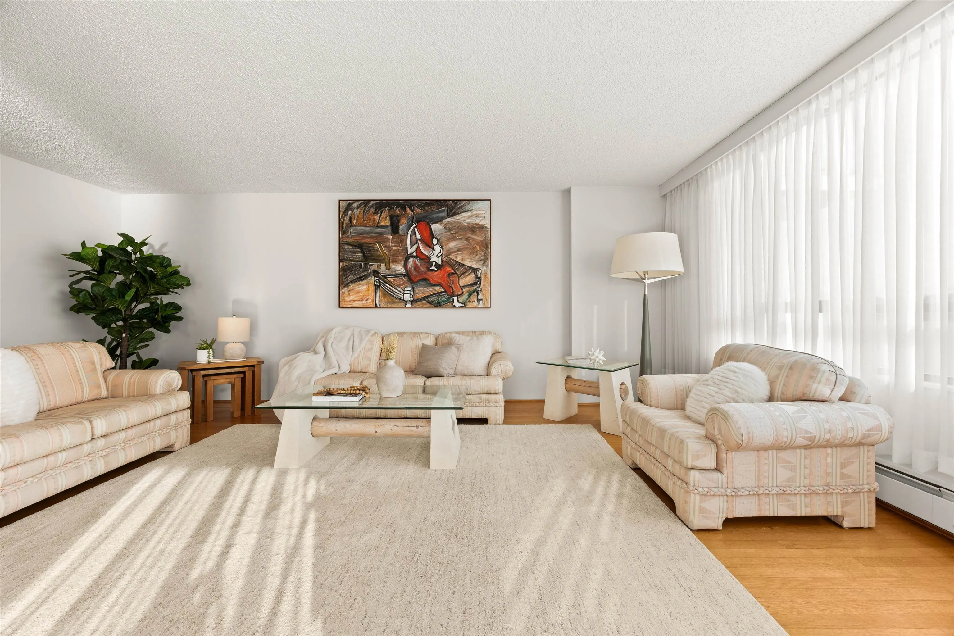 1930 Bellevue Avenue #401