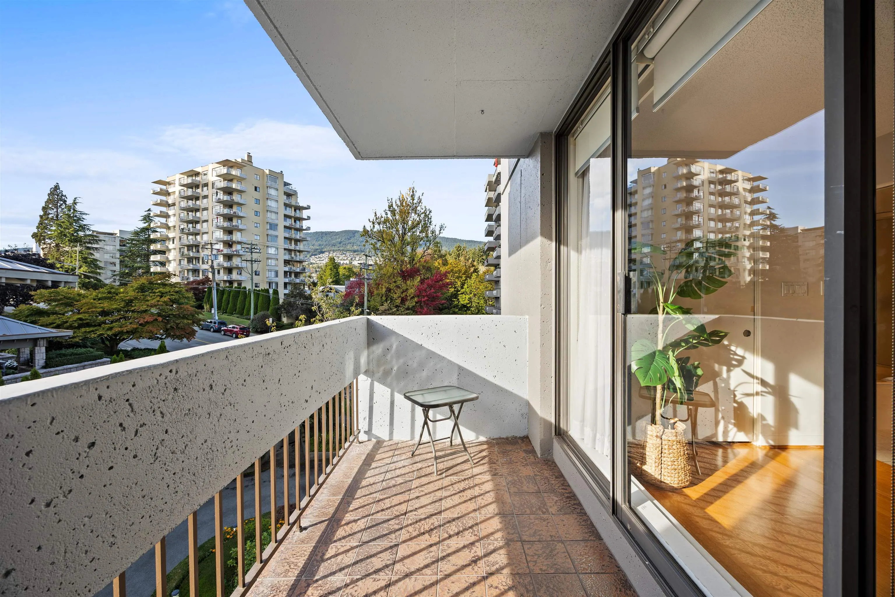 1930 Bellevue Avenue #401