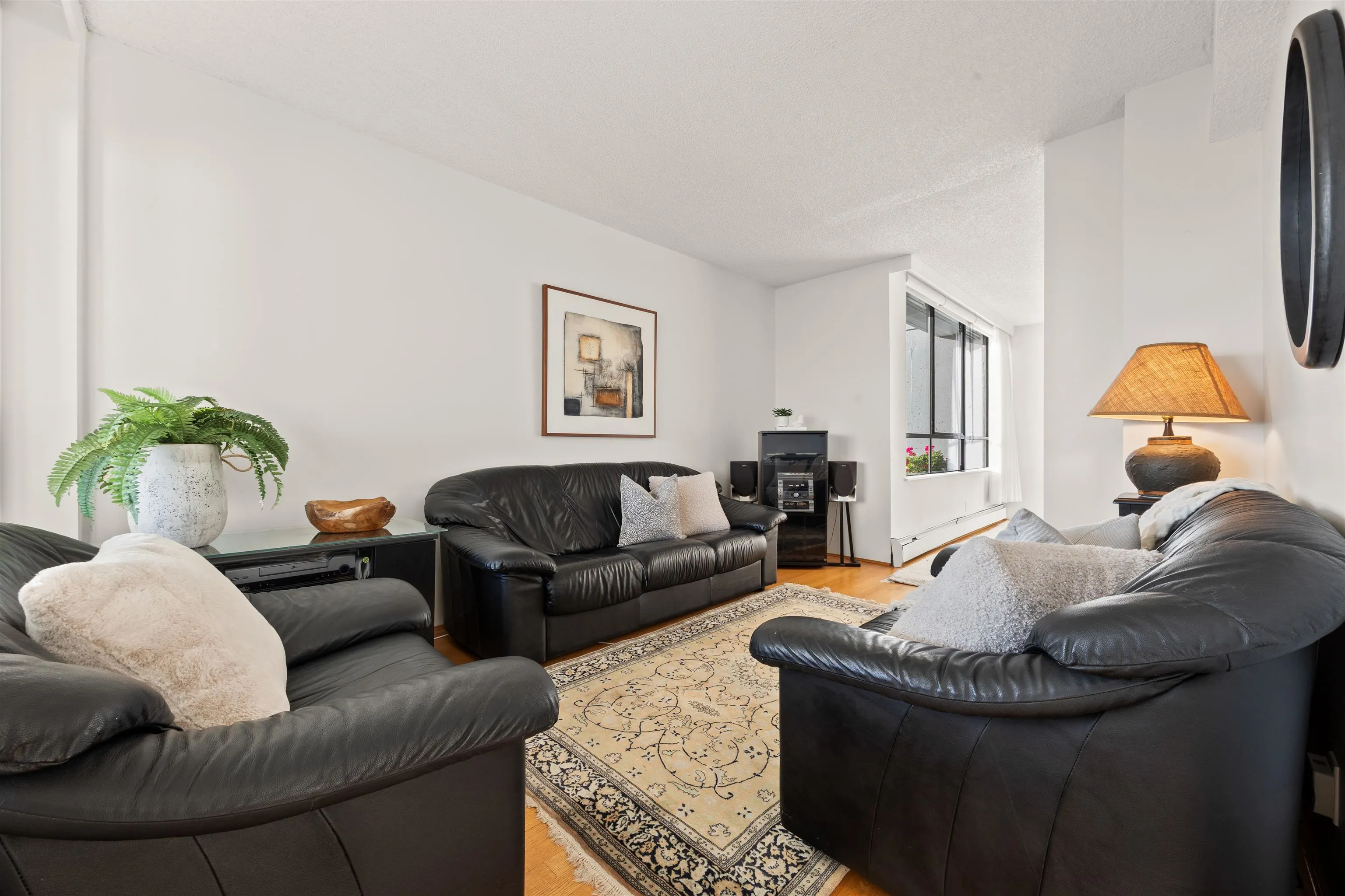 1930 Bellevue Avenue #401