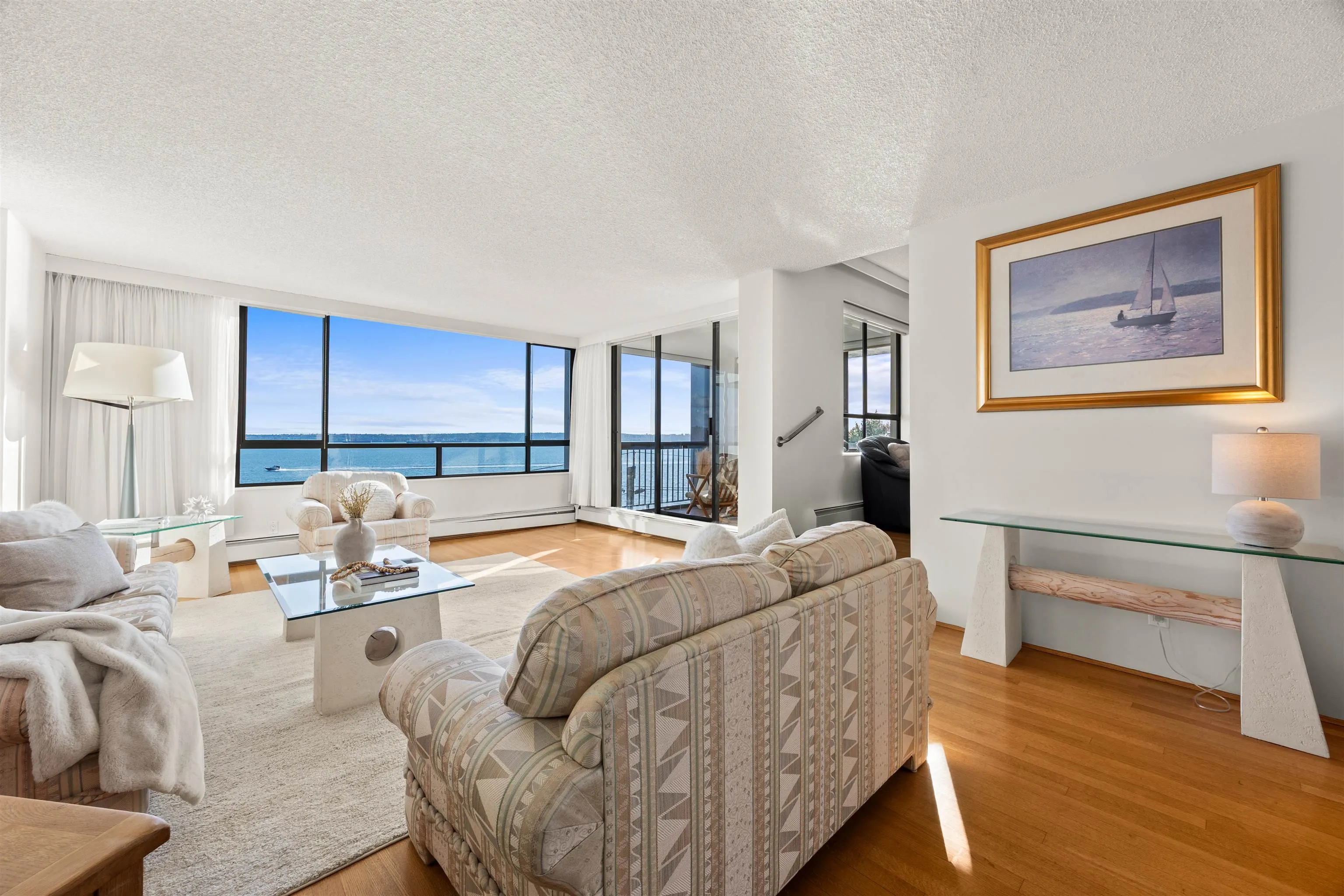 1930 Bellevue Avenue #401