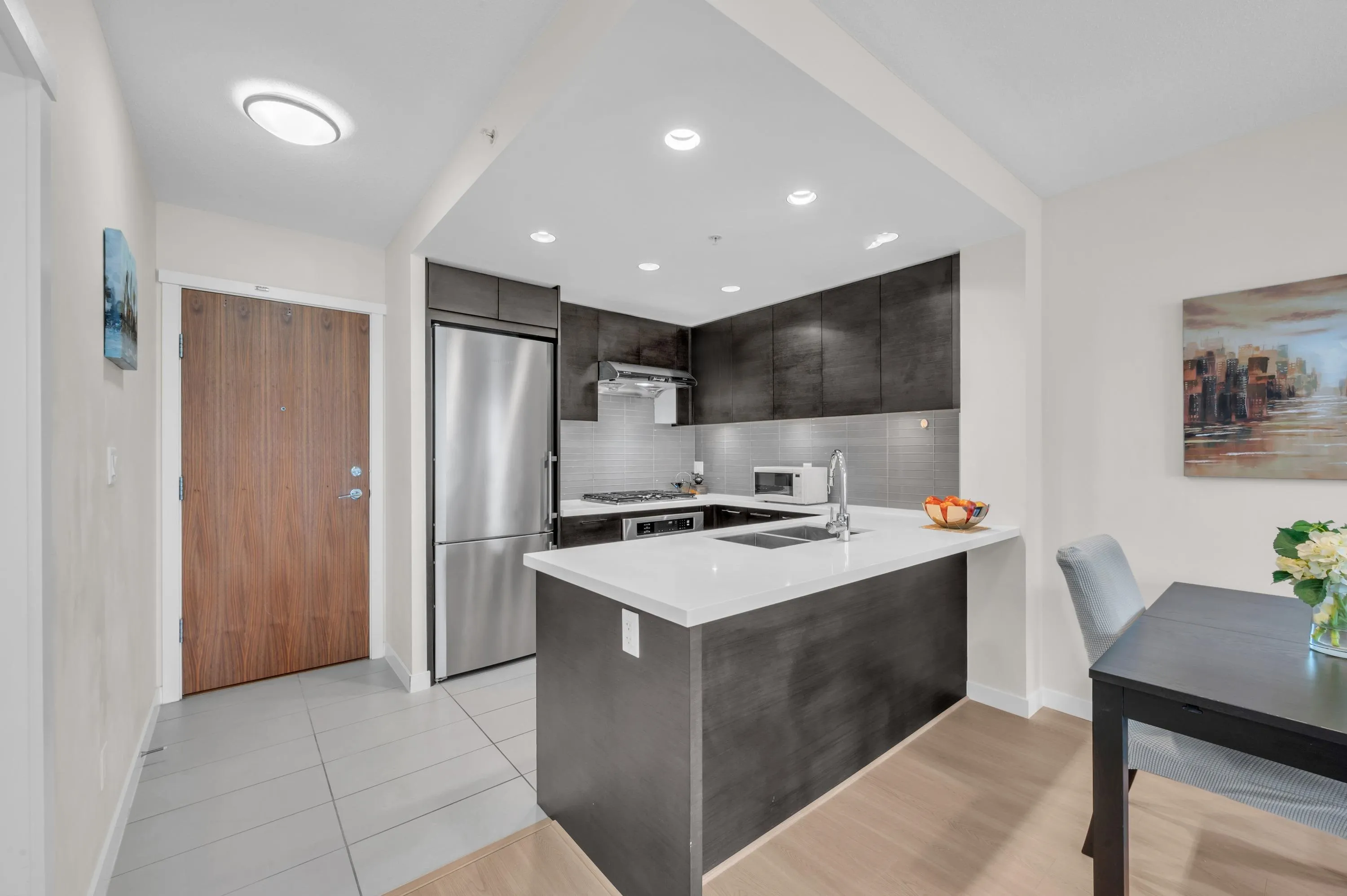 4880 Bennett Street #908