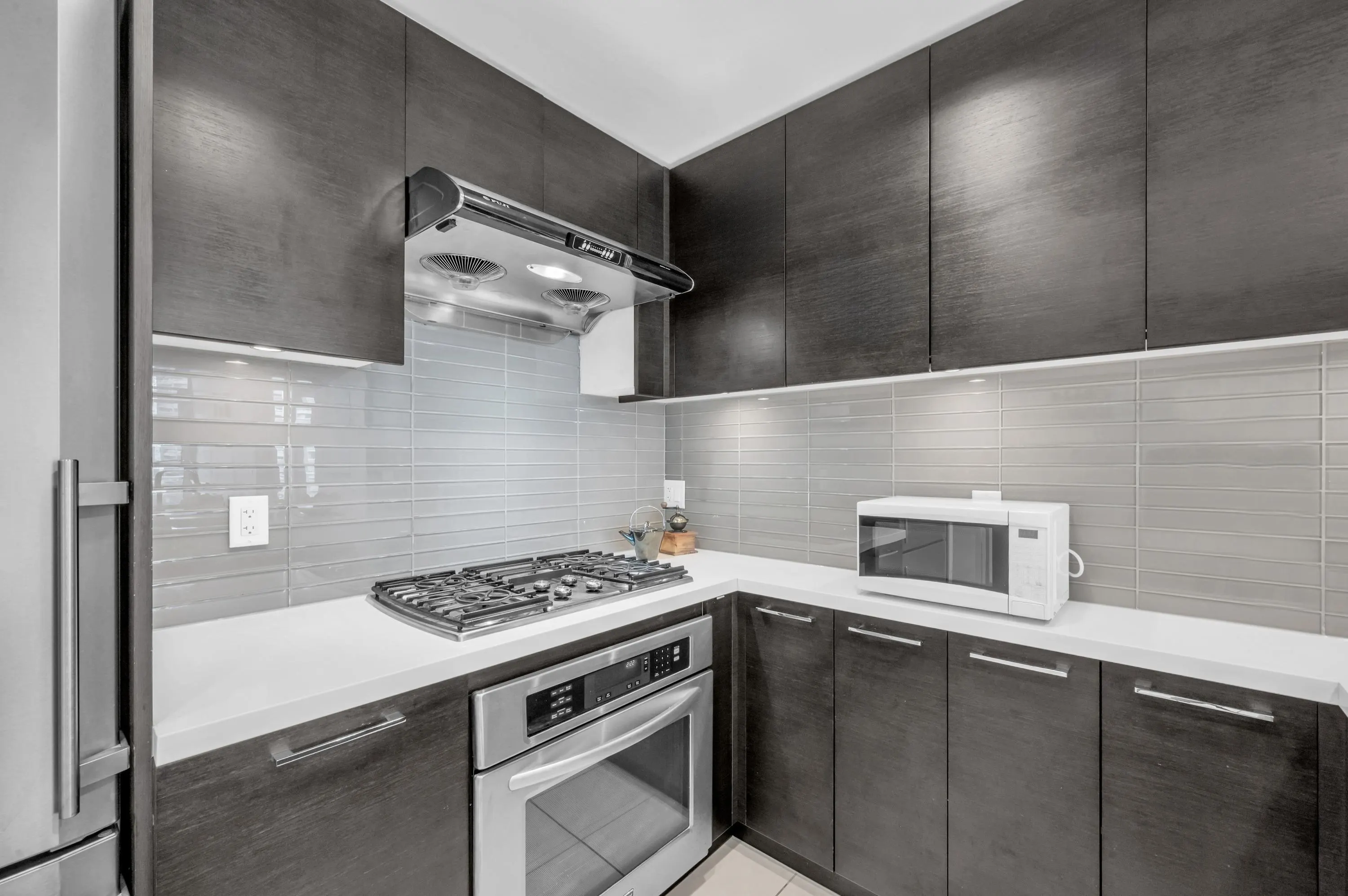 4880 Bennett Street #908