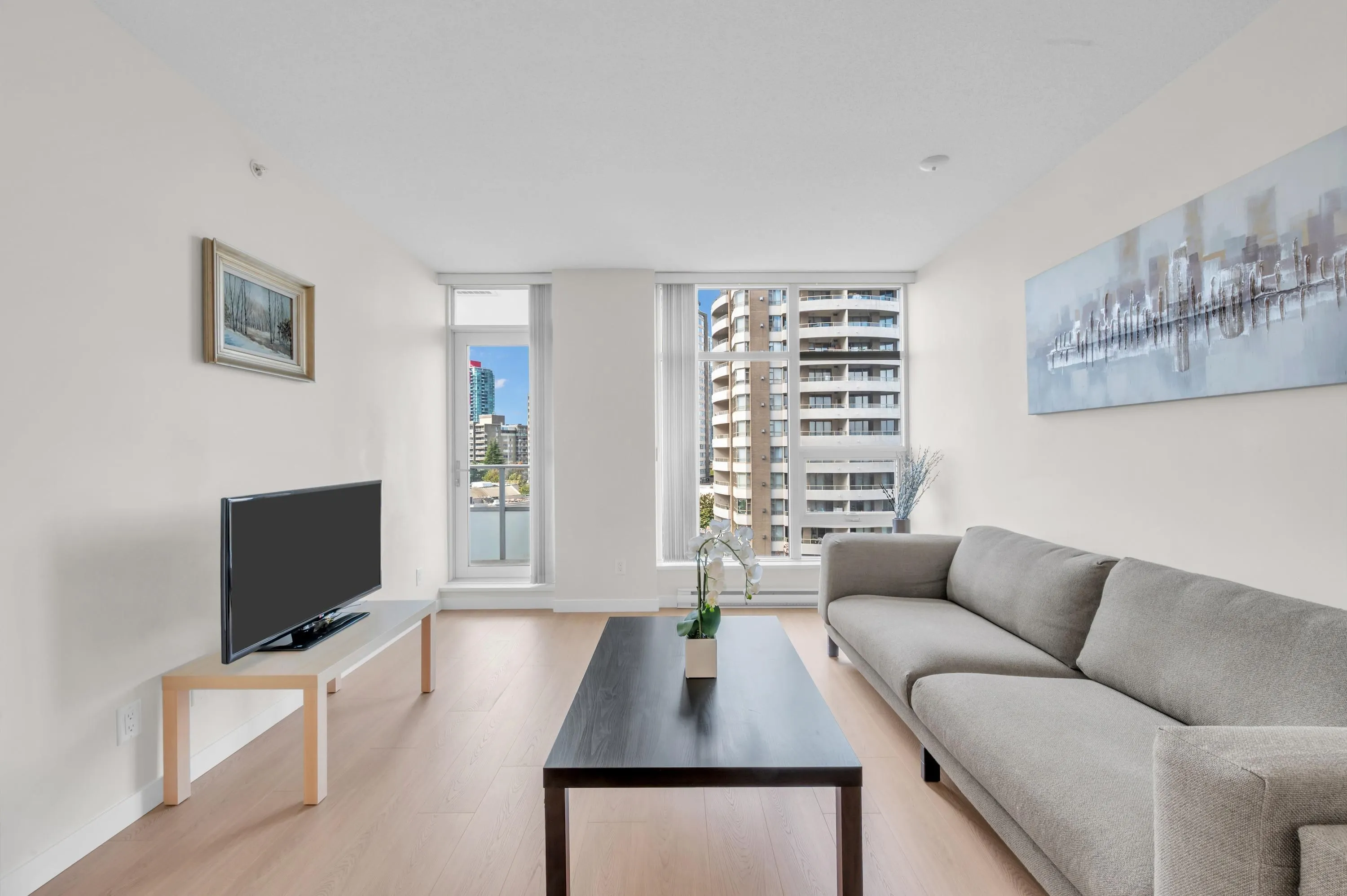 4880 Bennett Street #908