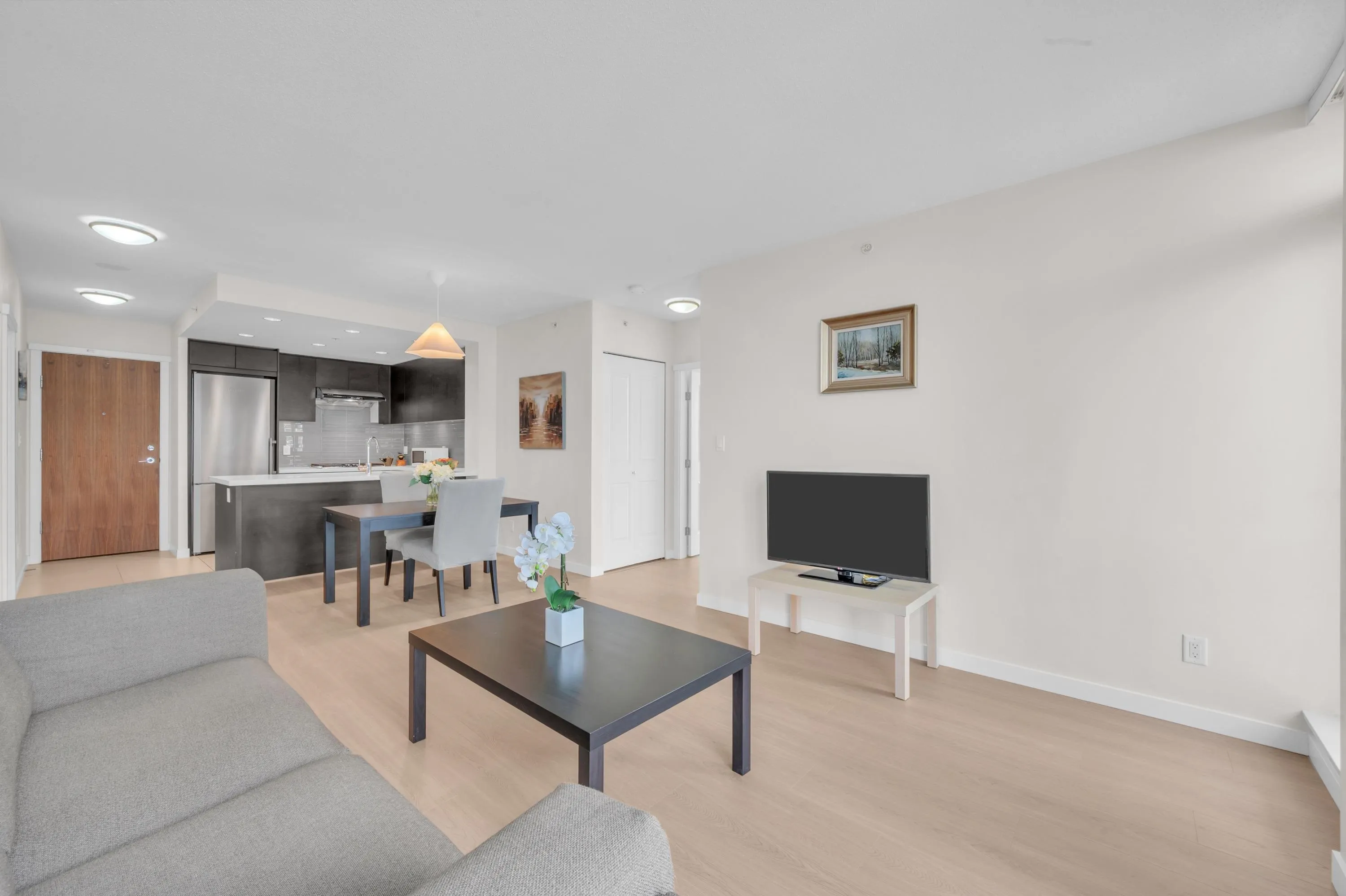 4880 Bennett Street #908