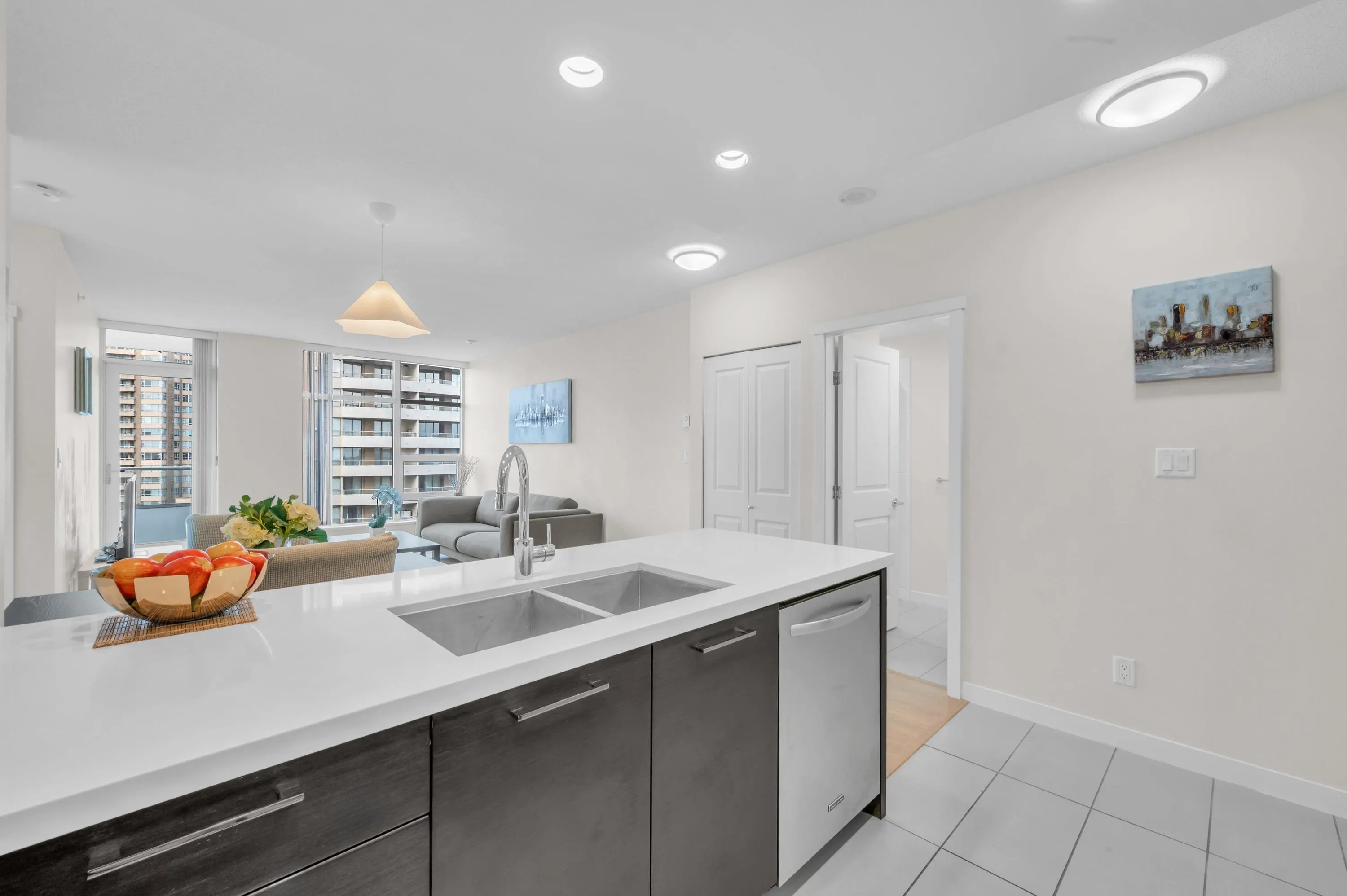 4880 Bennett Street #908