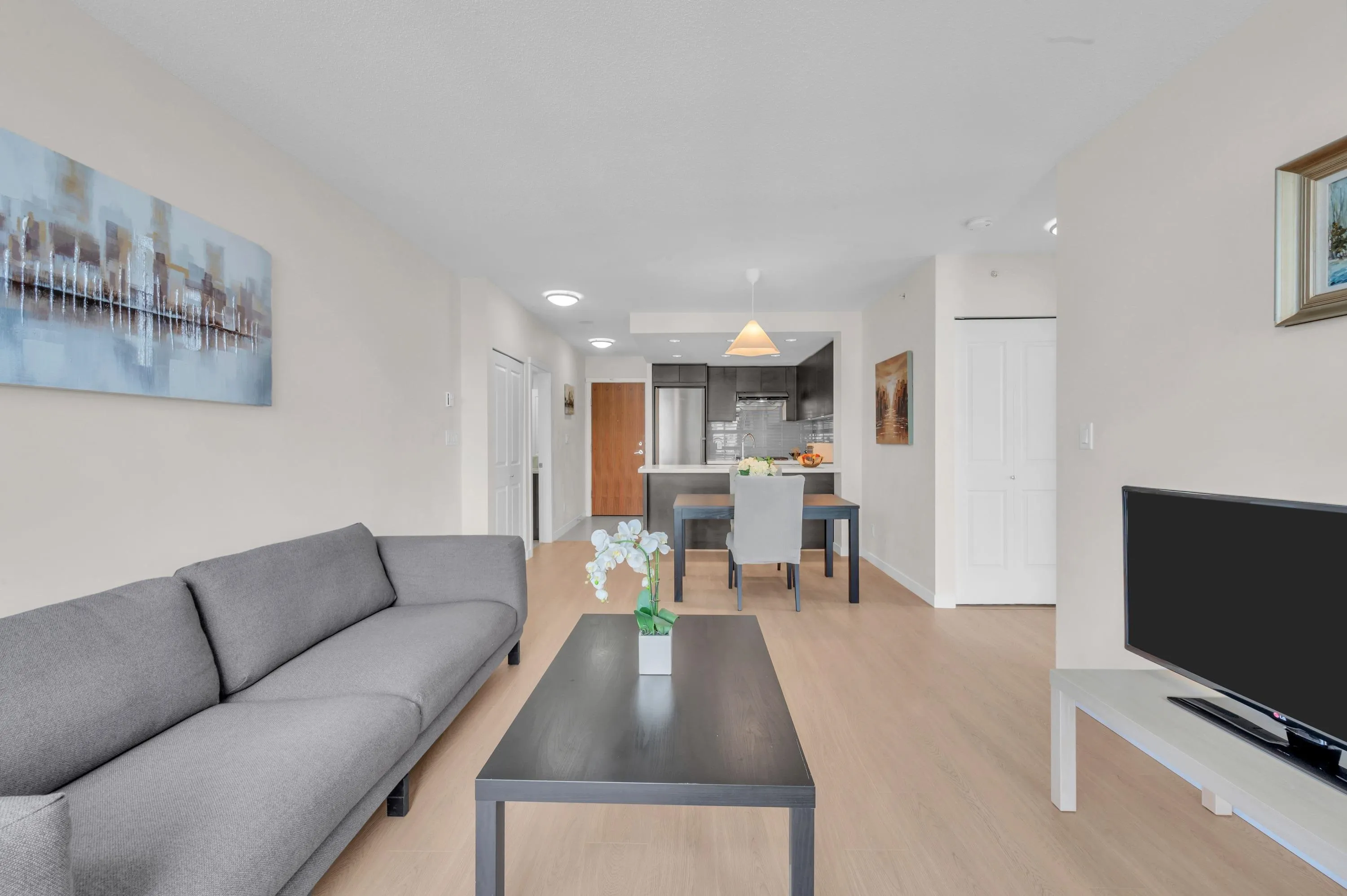 4880 Bennett Street #908