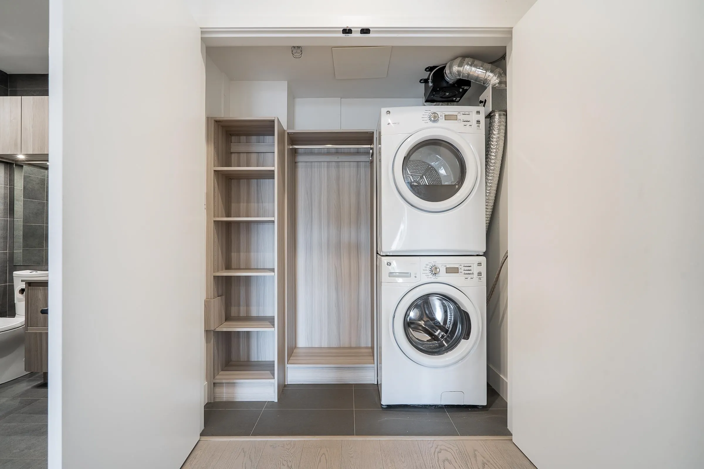 300 Salter Street #322