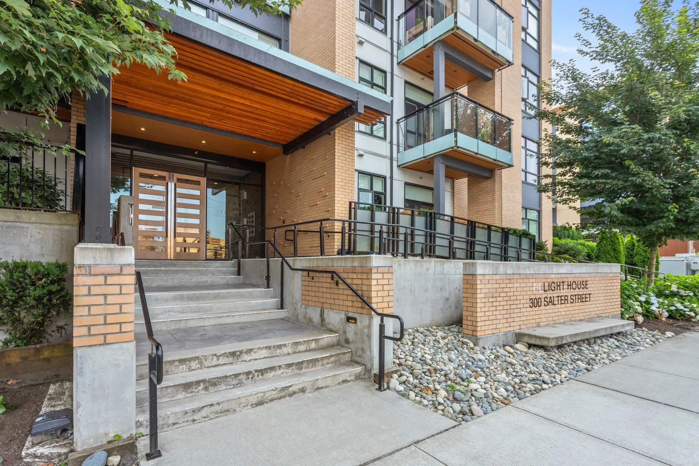 300 Salter Street #322