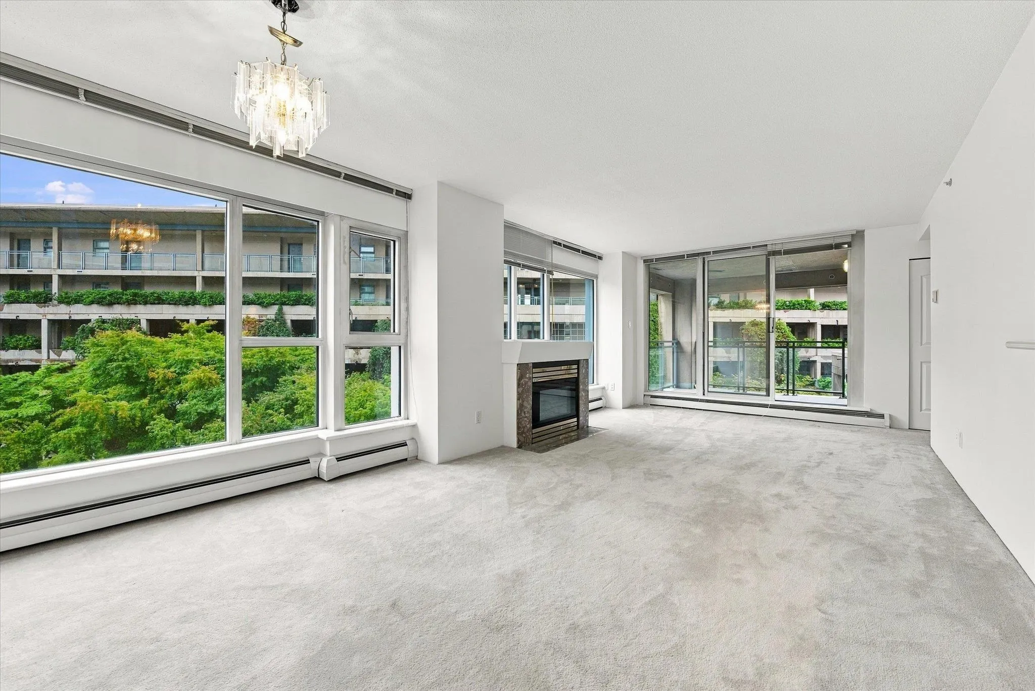 183 Keefer Place #603