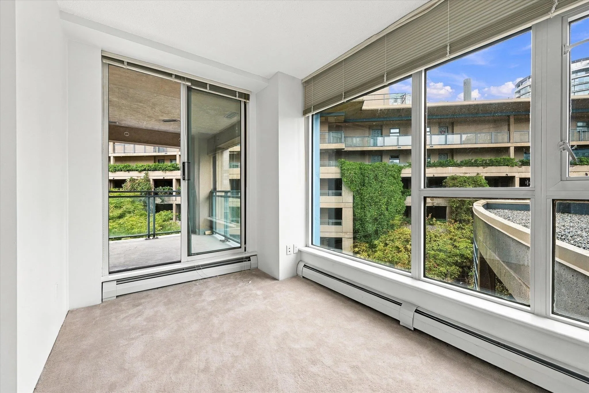 183 Keefer Place #603