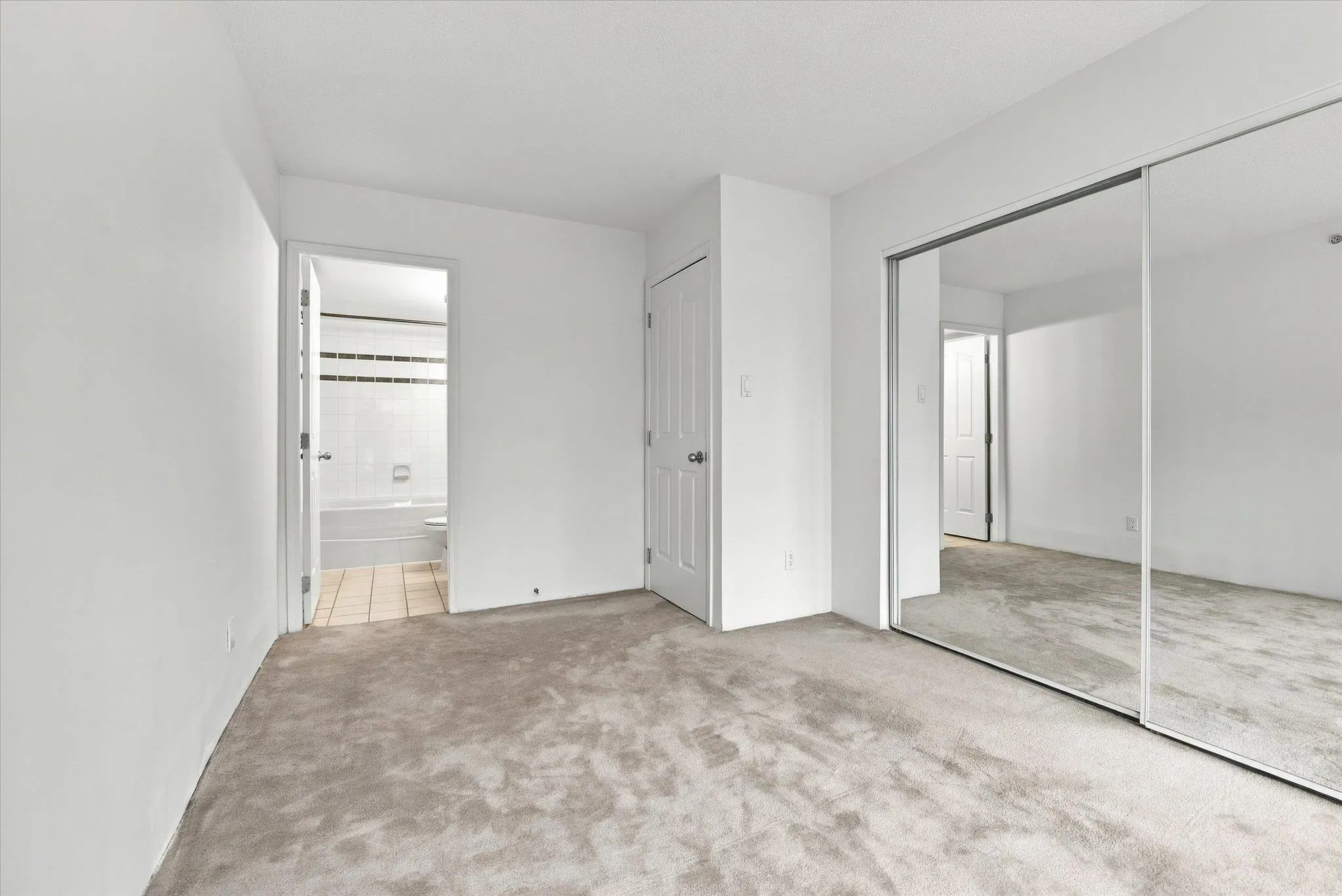 183 Keefer Place #603
