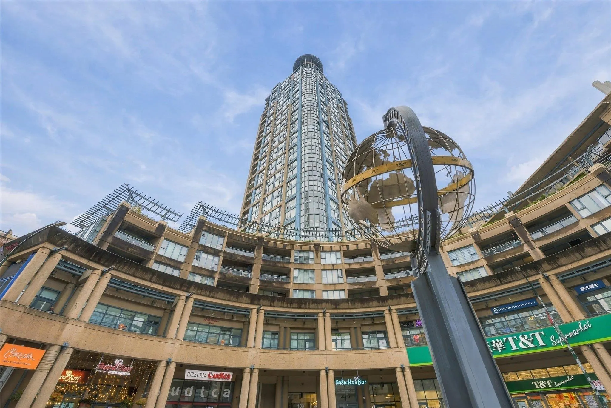 183 Keefer Place #603