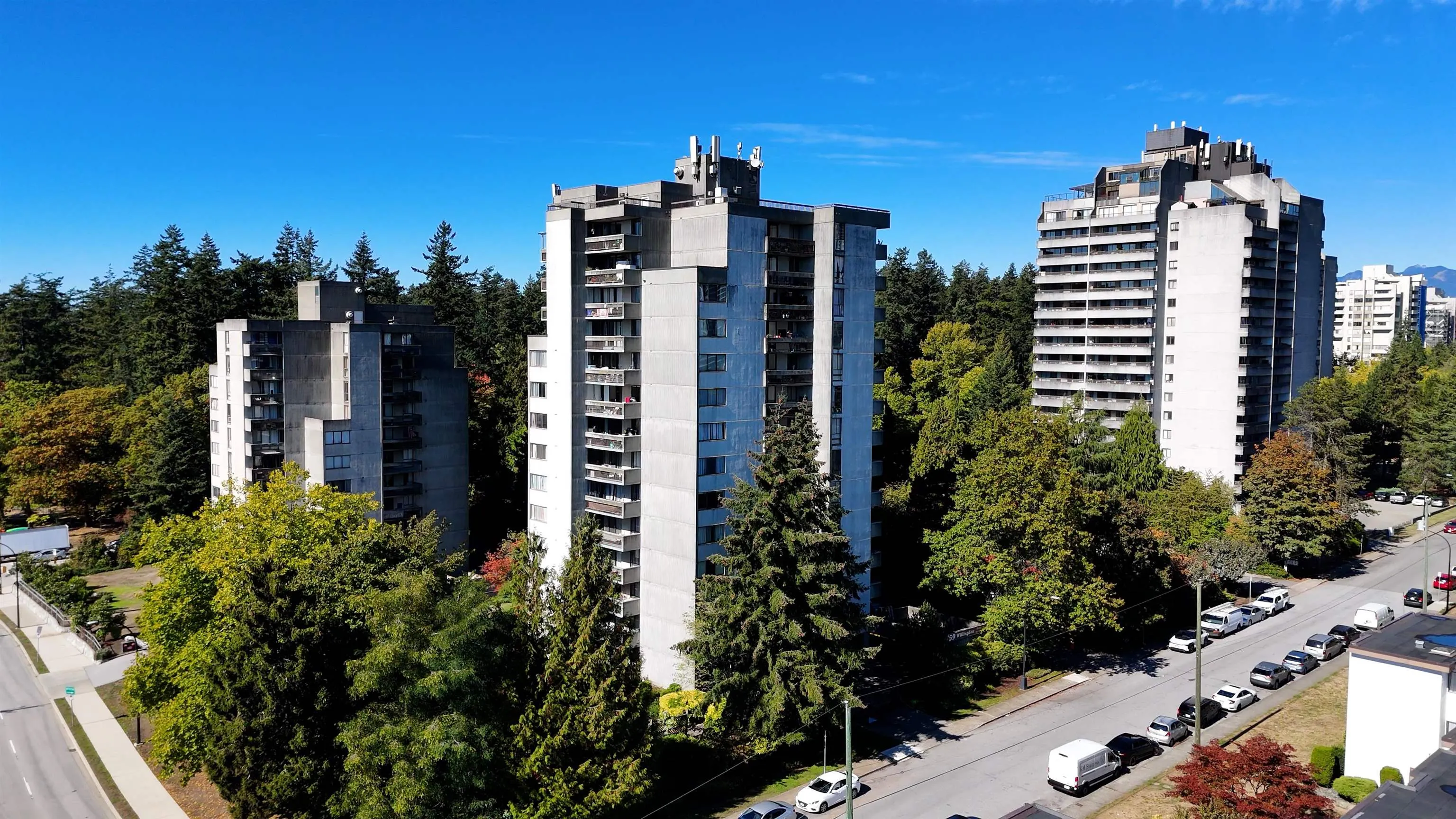 6759 Willingdon Avenue #706
