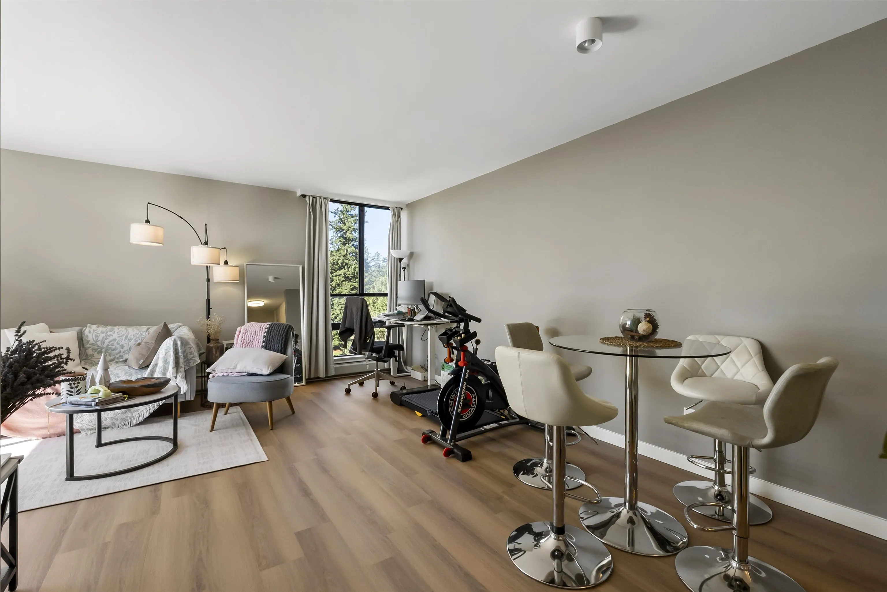 6759 Willingdon Avenue #706