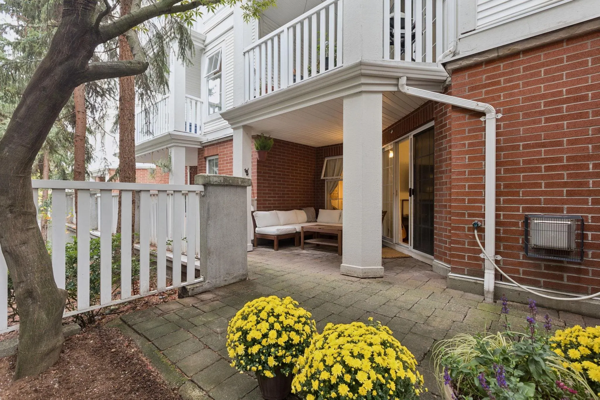 147 E 1st #112