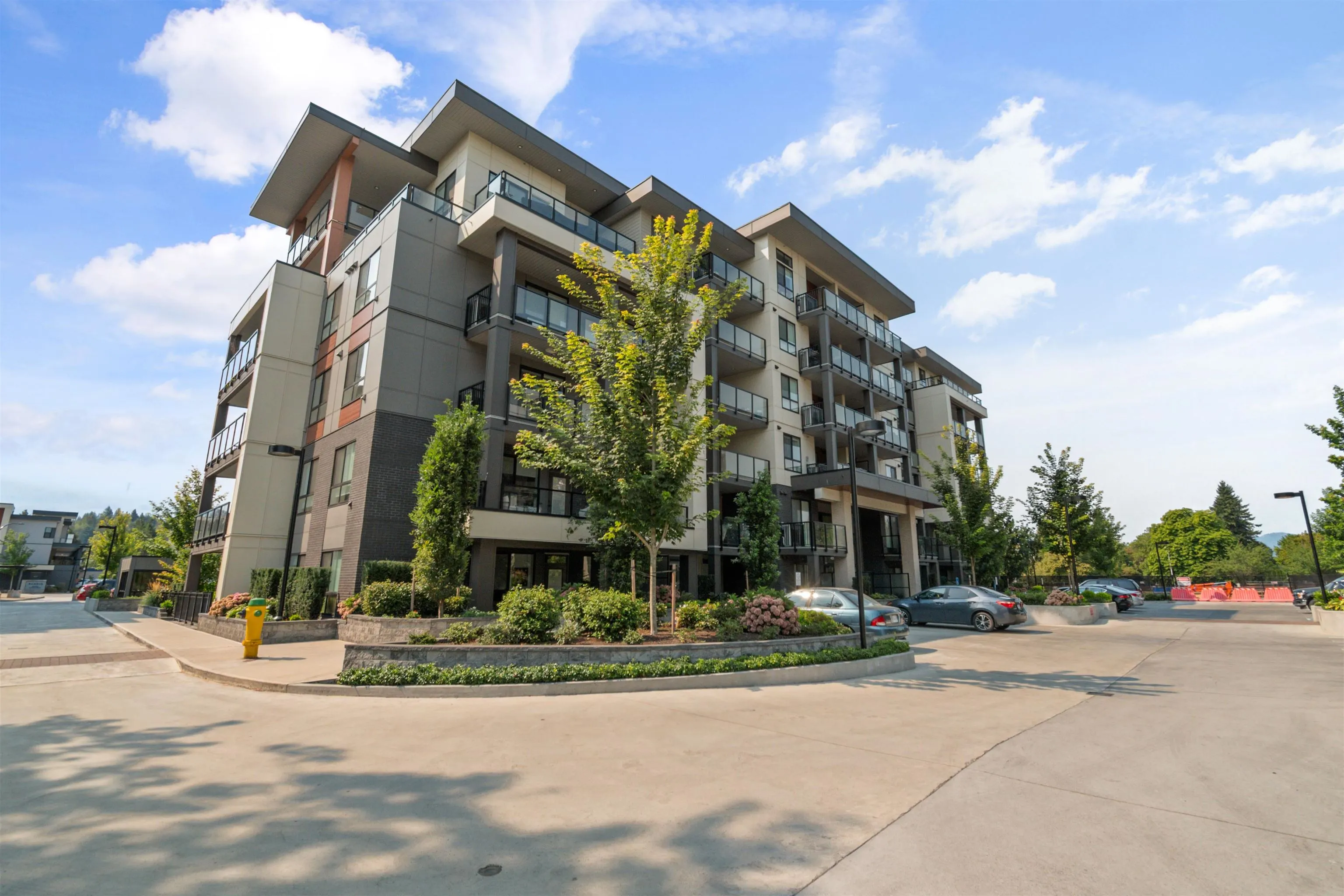 45505 Campus Drive #604