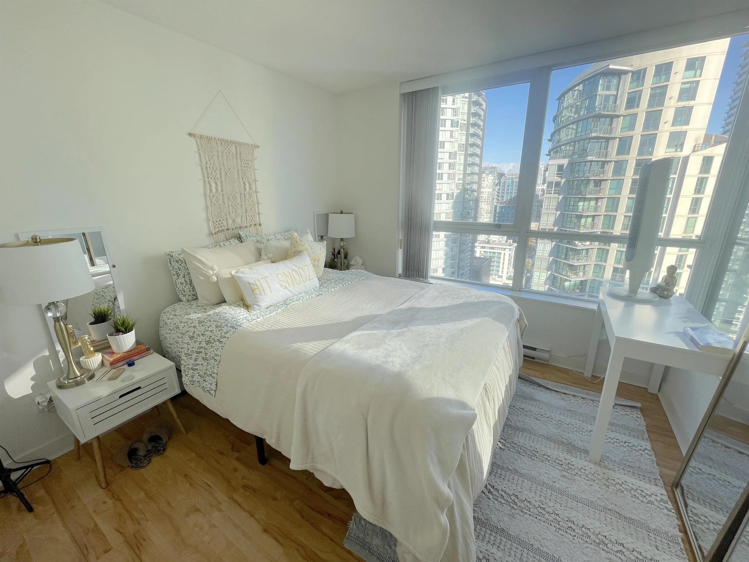 1495 Richards Street #3207