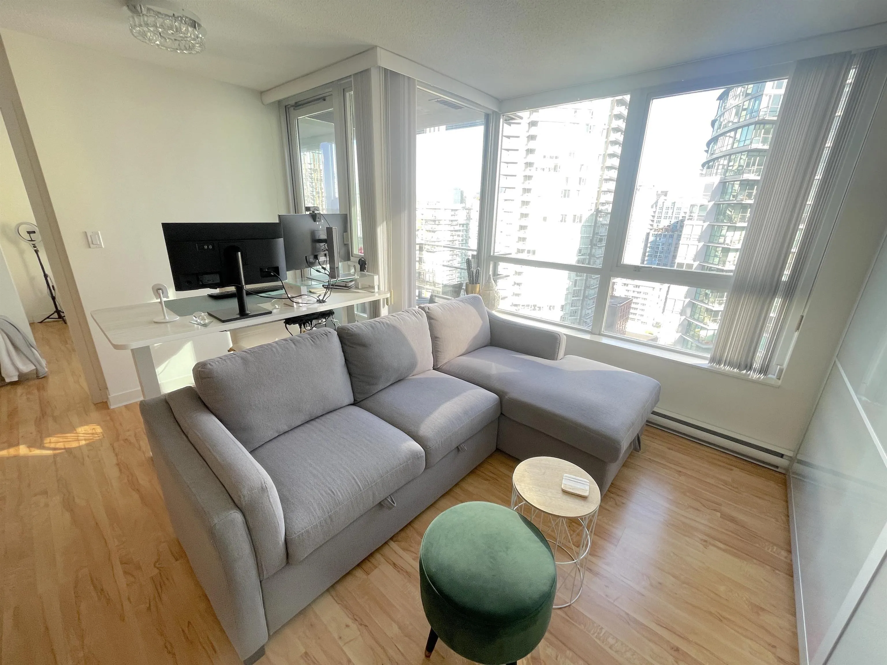1495 Richards Street #3207
