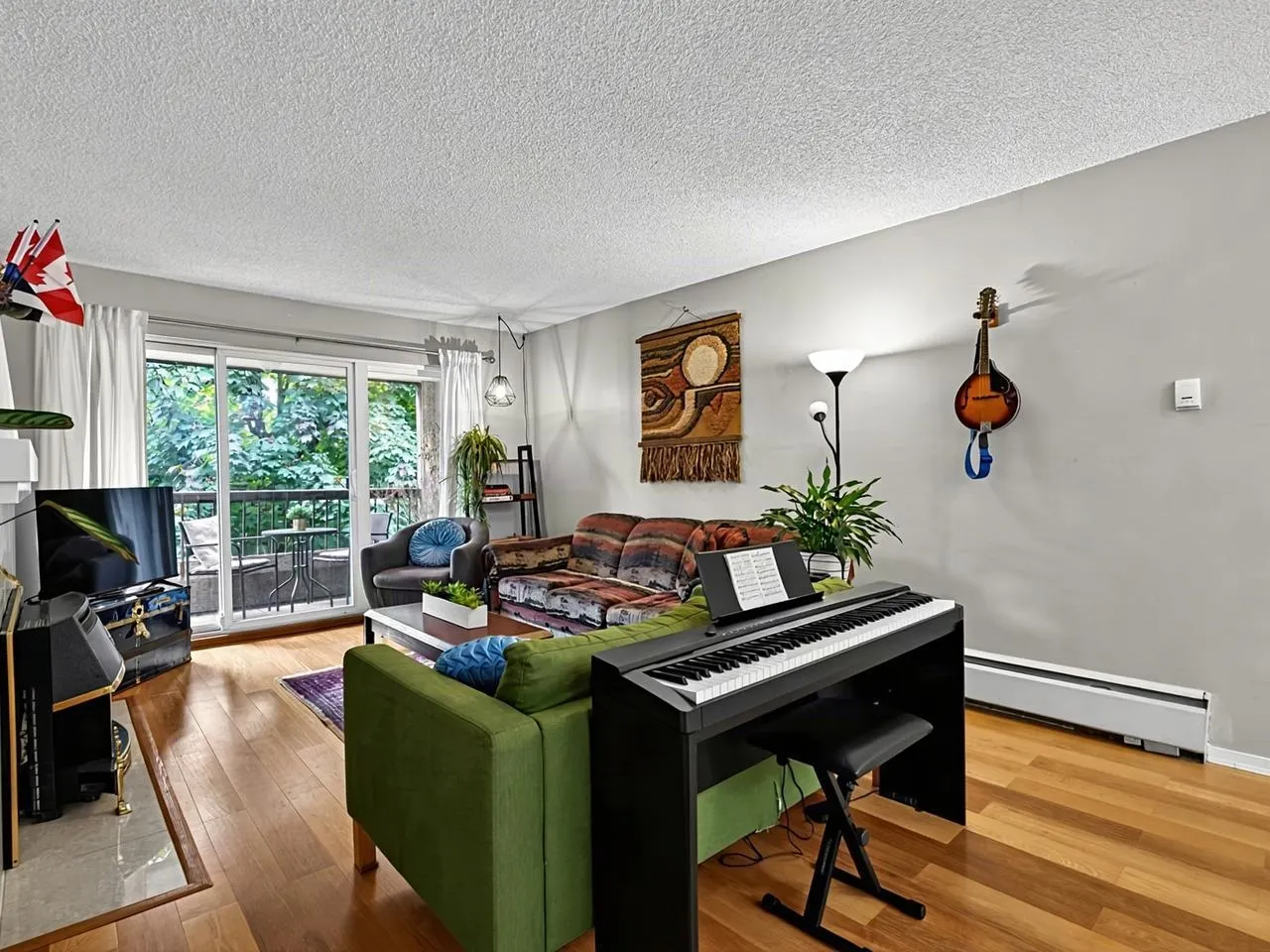 550 E 6th Avenue #319