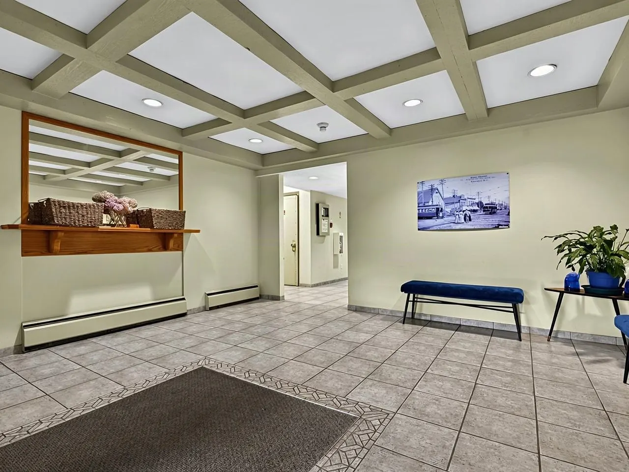 550 E 6th Avenue #319