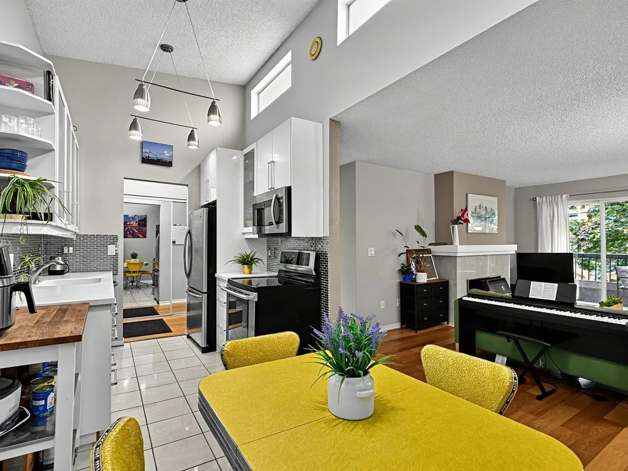 550 E 6th Avenue #319