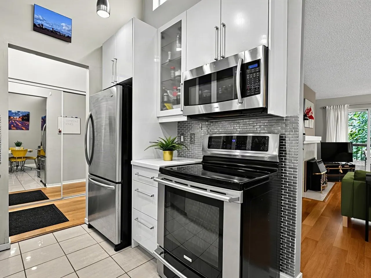550 E 6th Avenue #319
