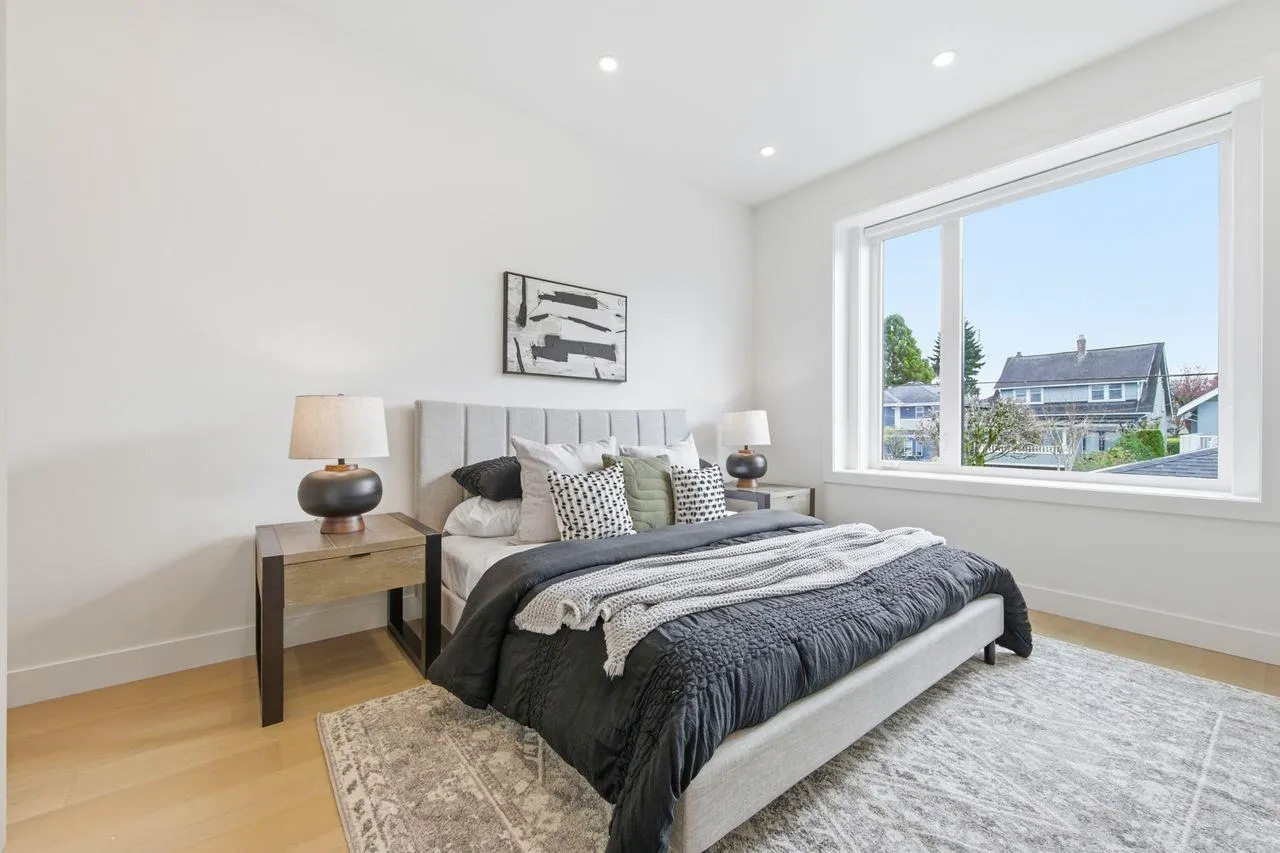 3708 W 18th Avenue #2