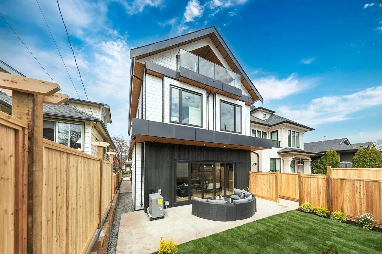 3708 W 18th Avenue #2