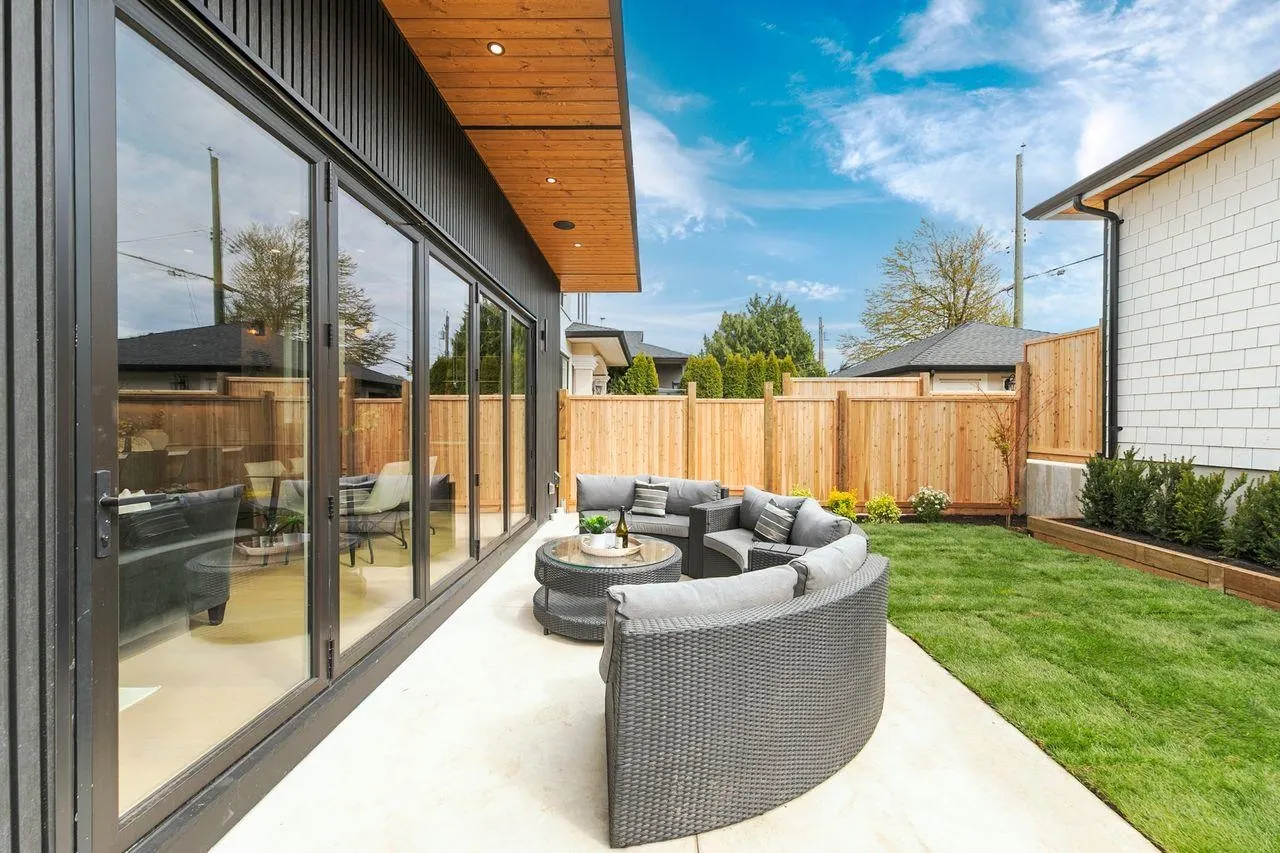 3708 W 18th Avenue #2
