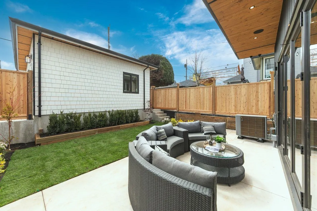 3708 W 18th Avenue #2