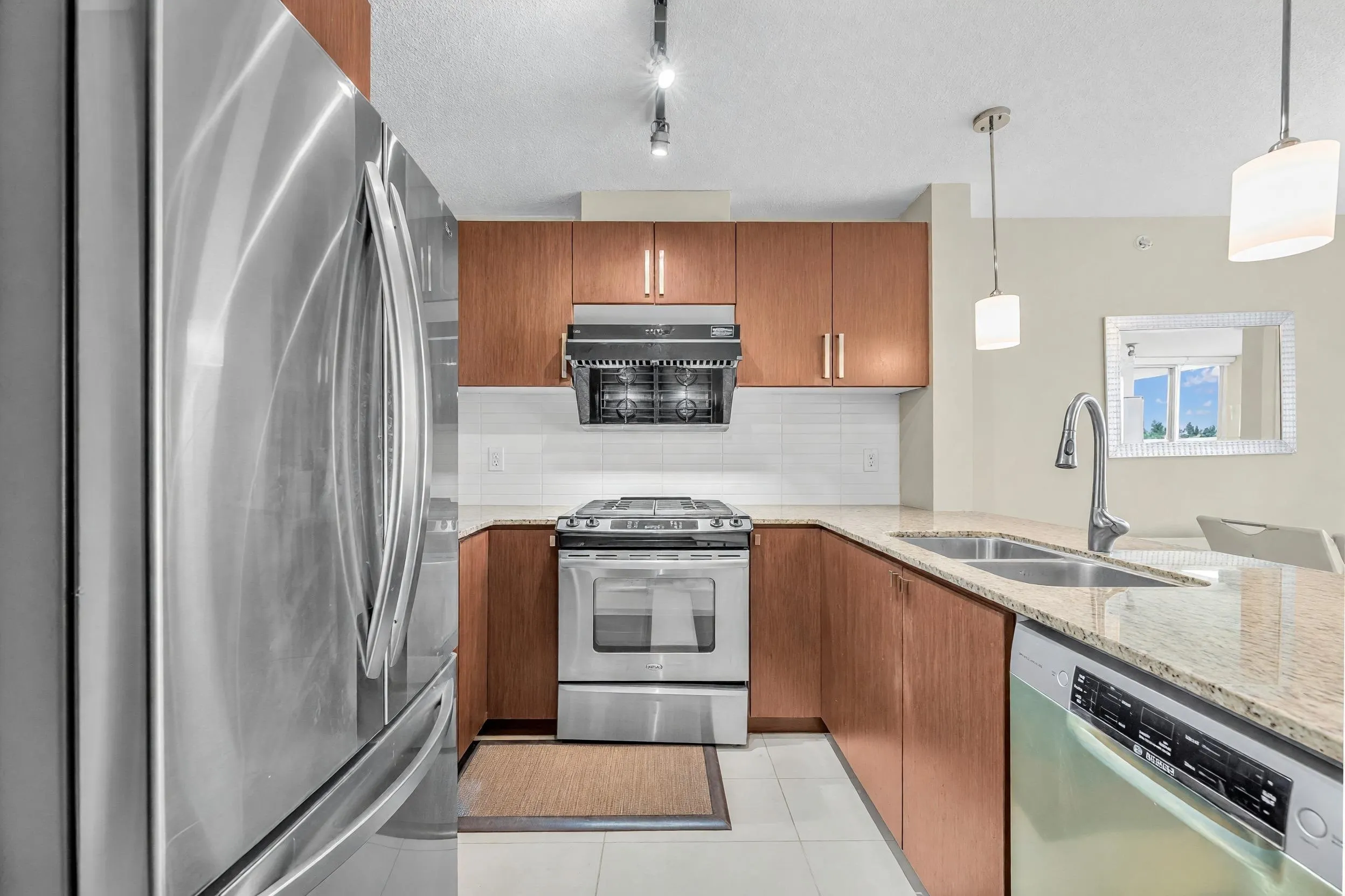 9868 Cameron Street #2206