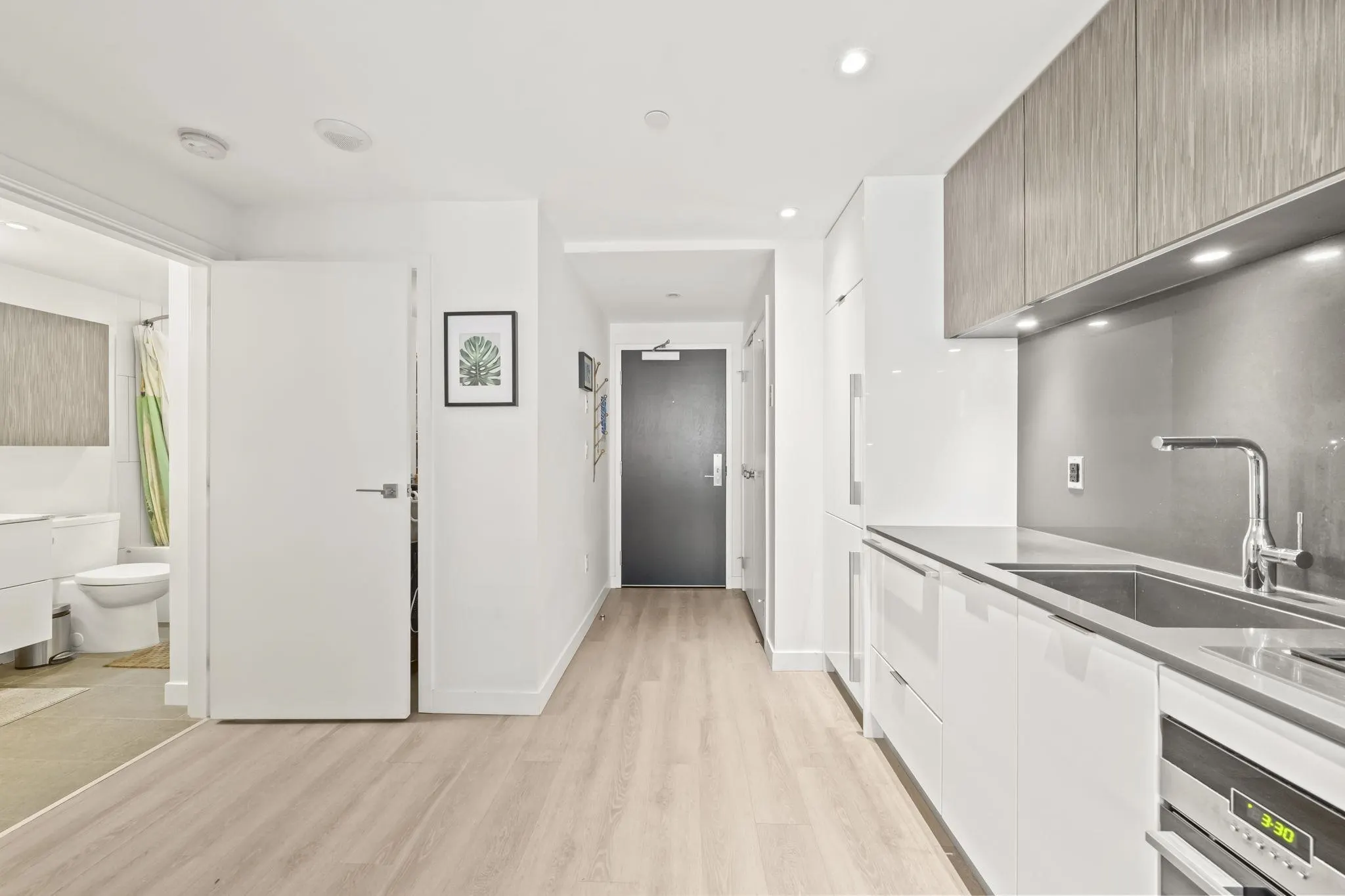 209 E 7th Avenue #710
