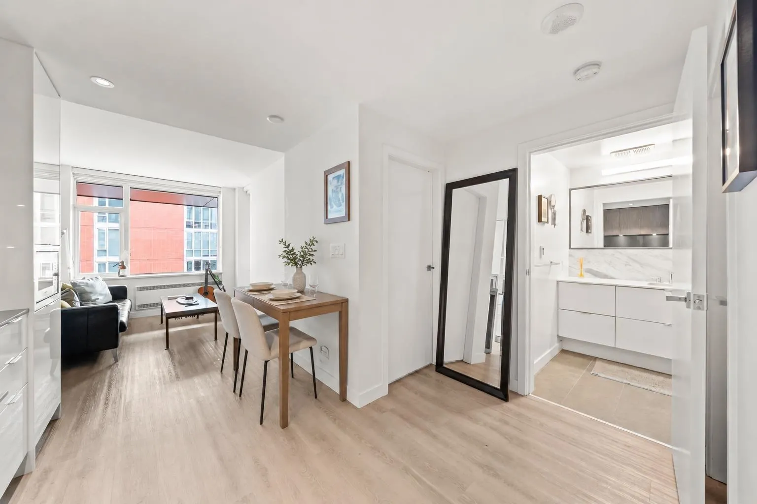 209 E 7th Avenue #710