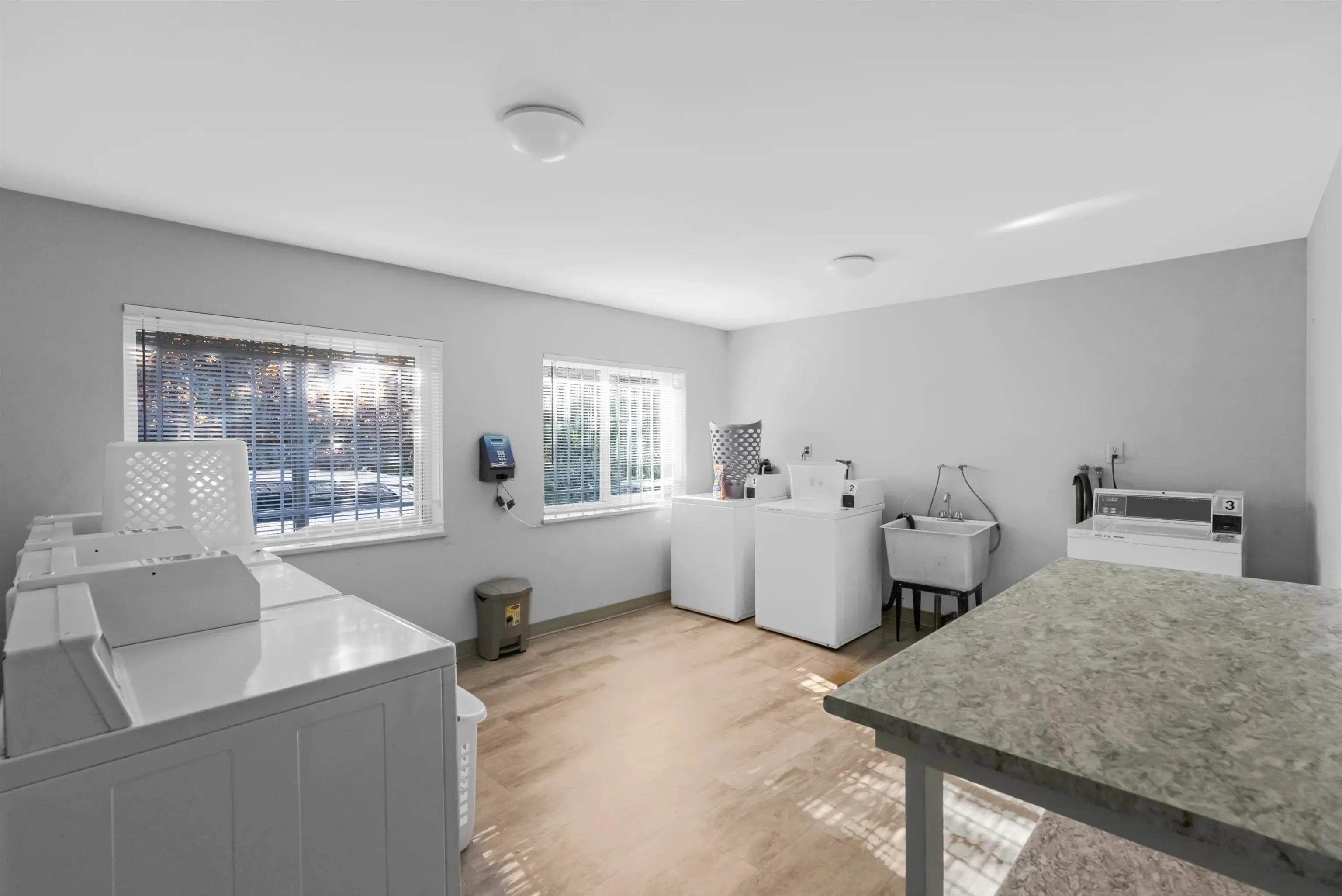 225 W 3rd Street #201